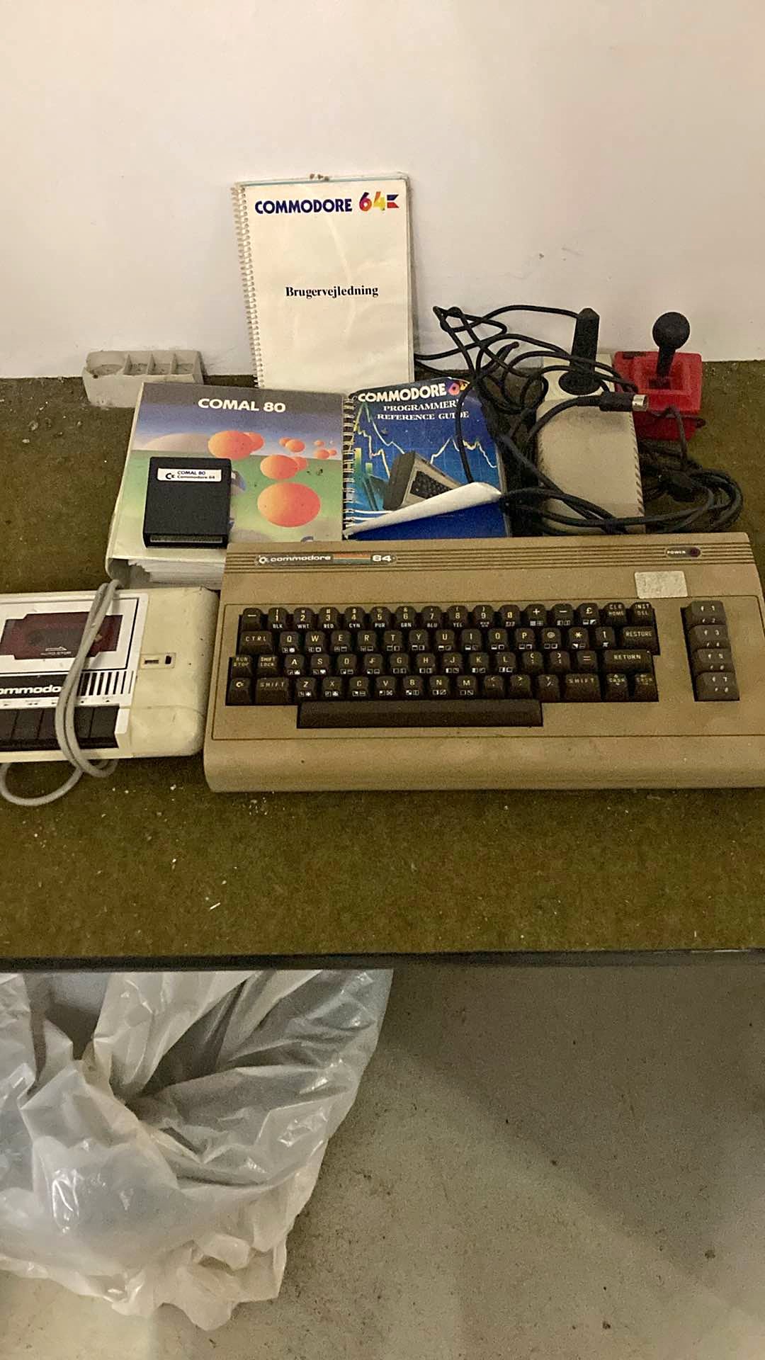Commodore 64/comal 80 m.m - Pro Audio Equipment - Odense, Denmark ...