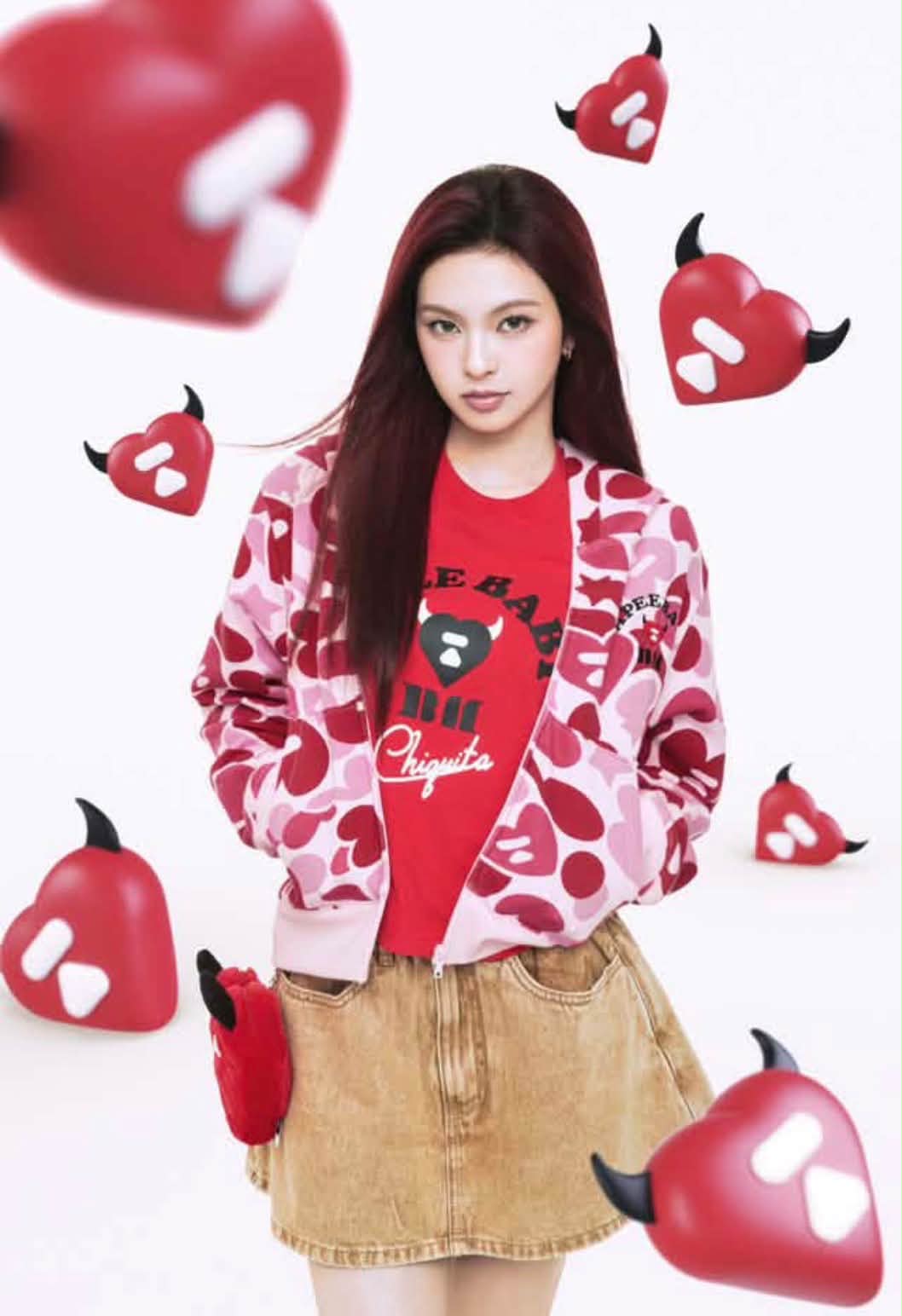 🛫 PRE-ORDER 5-10 วัน APEE × BABYMONSTER HEART BADGE ZIP HOODIE