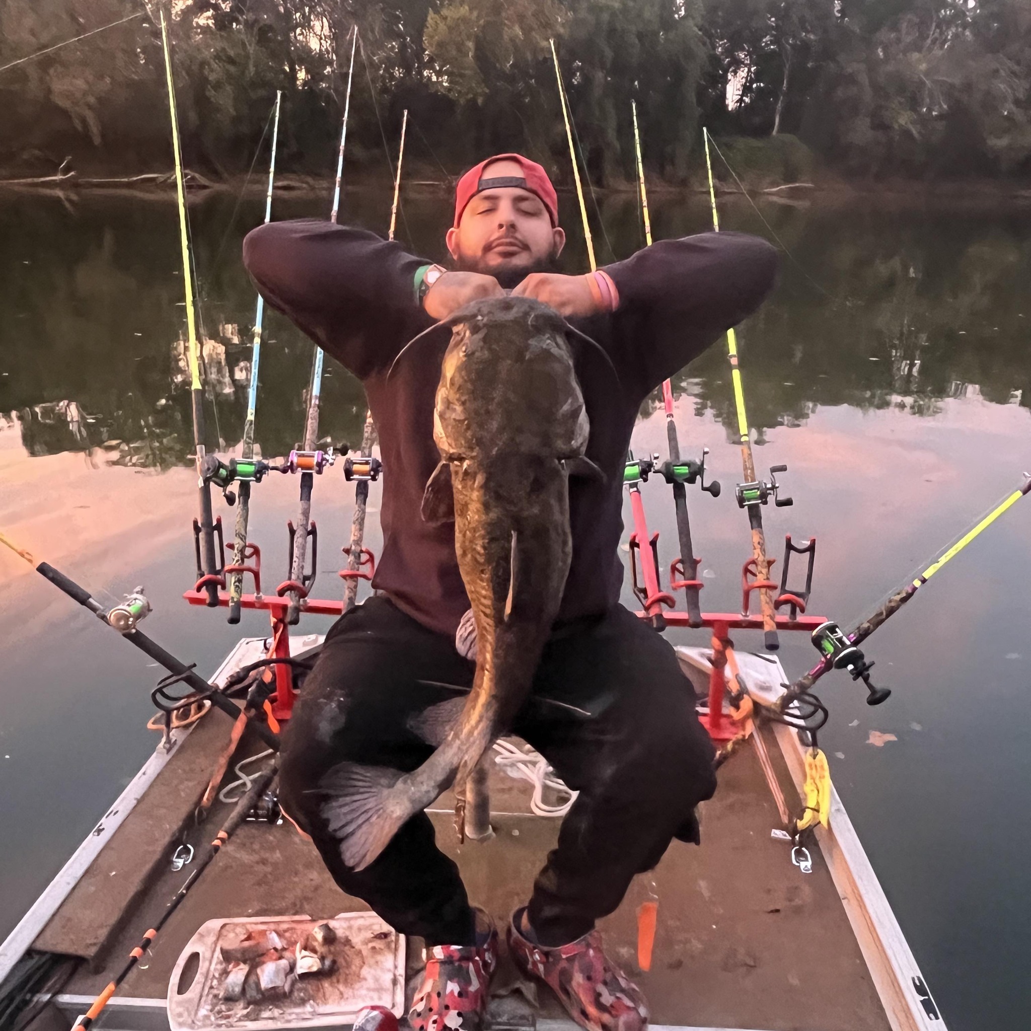 Got baitt letts gooo Minotaur Hooks been going #minotaurhooks # ...