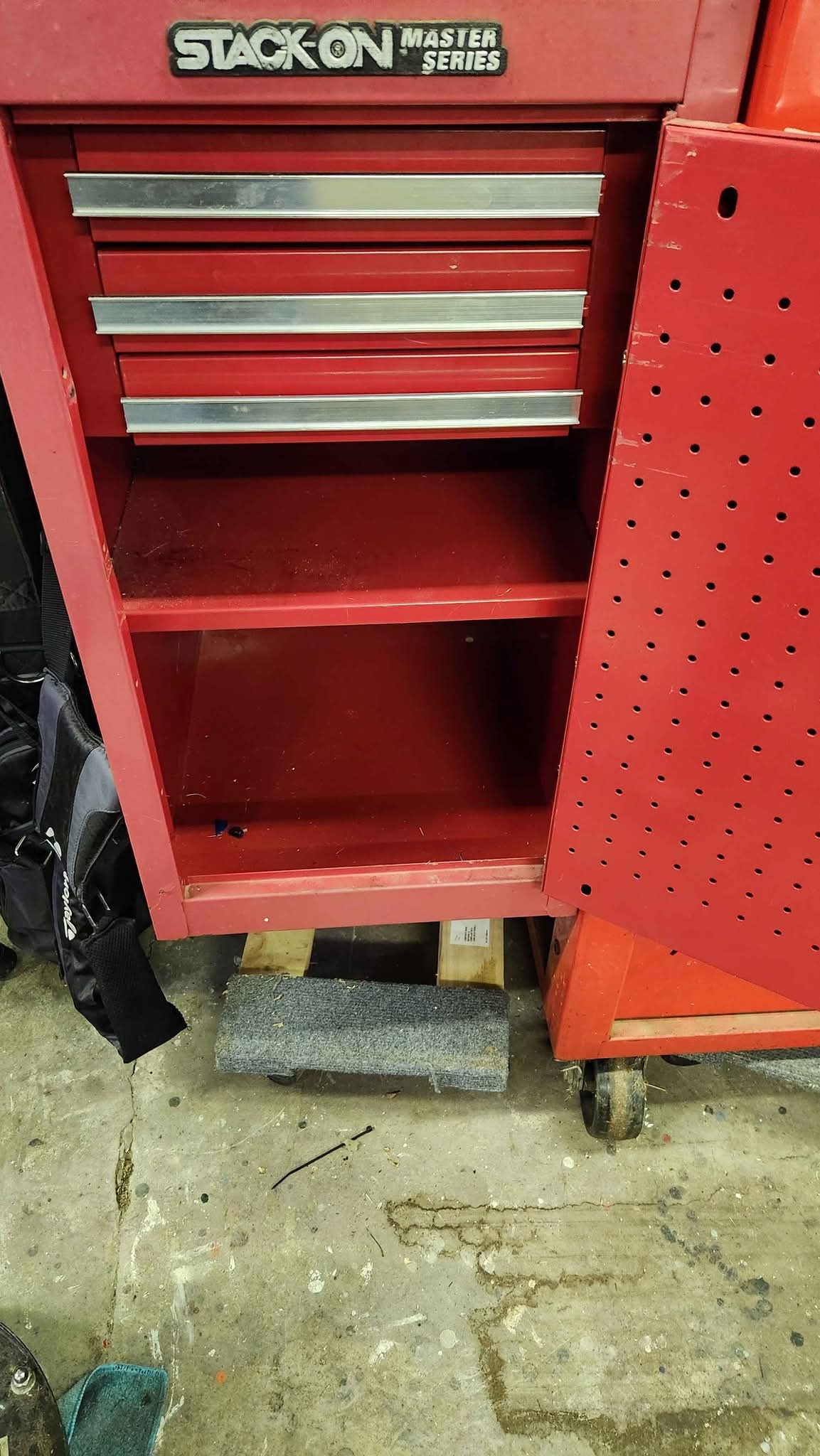 Blue Point Toolbox - Tool Boxes, Belts & Storage - New Oxford ...