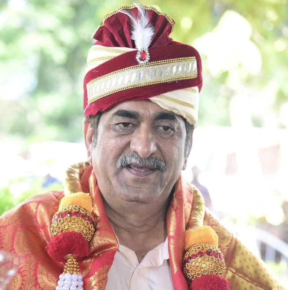 ಶಾಸಕರಾದ ಶ್ರೀ ಆಸಿಫ್ ಸೇಠ್ ಅವರು ನೂರು ರೂಪಾಯಿಯ ಬಾಂಡ್ ಮತ್ತು ವಿದ್ಯುತ್ ಬಿಲ್ ...
