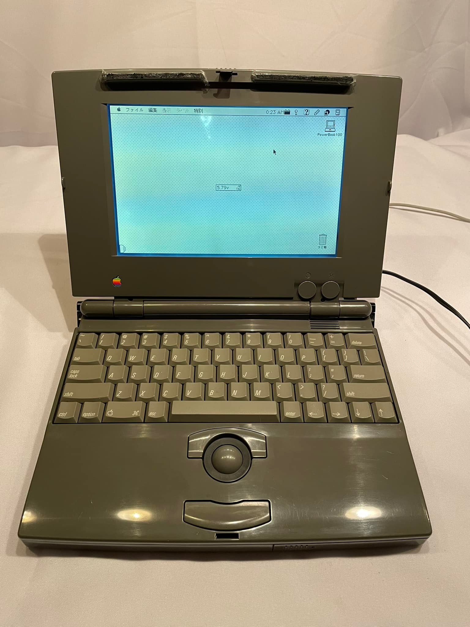 Macintosh Powerbook 3400c in pristine condition found