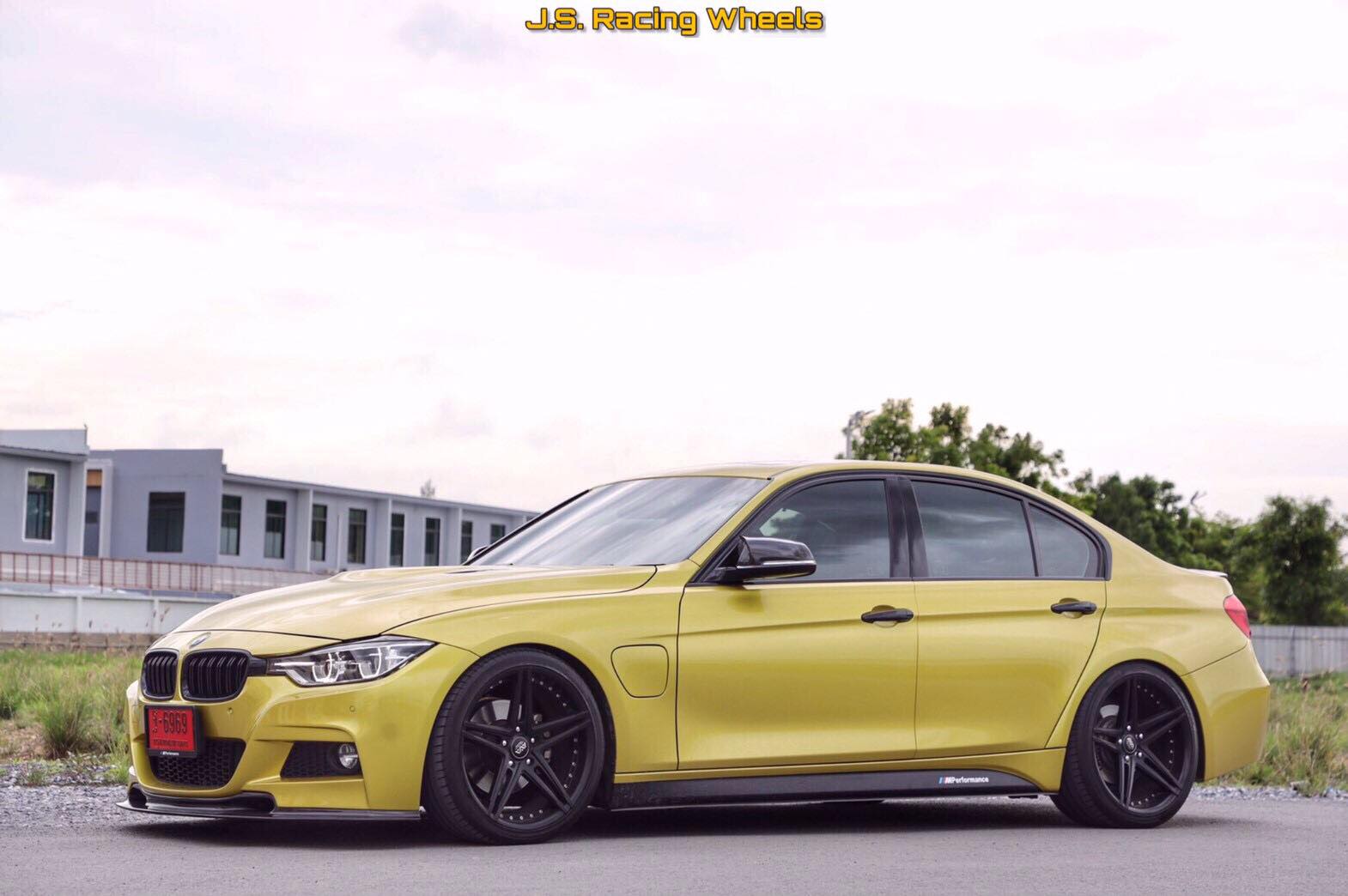 BMW 330e จัดสปริงโหลด H&R นุ่ม เนียน ทรงสวย J.S. จัดให้ครับ... - J.S ...