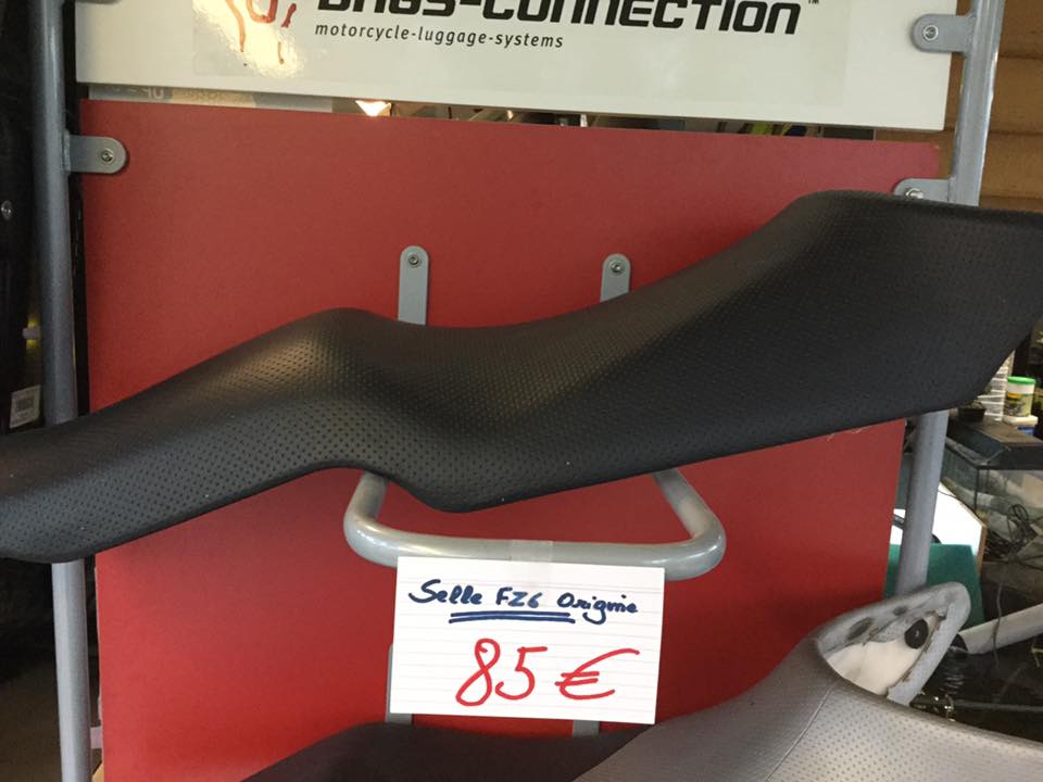 Fermeture De Selle D'occasion Pour Yamaha FZ6 S / S2 600 (2007-2011) - Pièce Moto - Bon état Fonctionnel