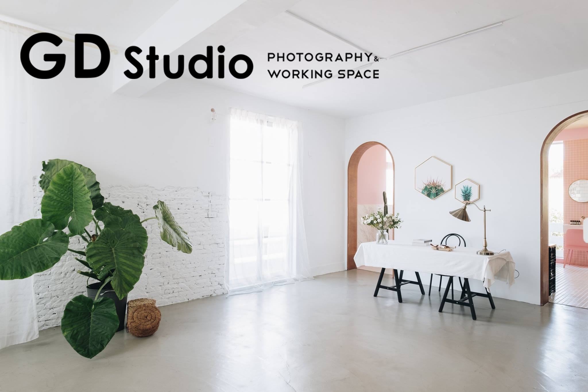 GD Studio 實景攝影棚 - 『 GD Studio X 婚紗作品 』 所有棚景 在各個轉折間變換...