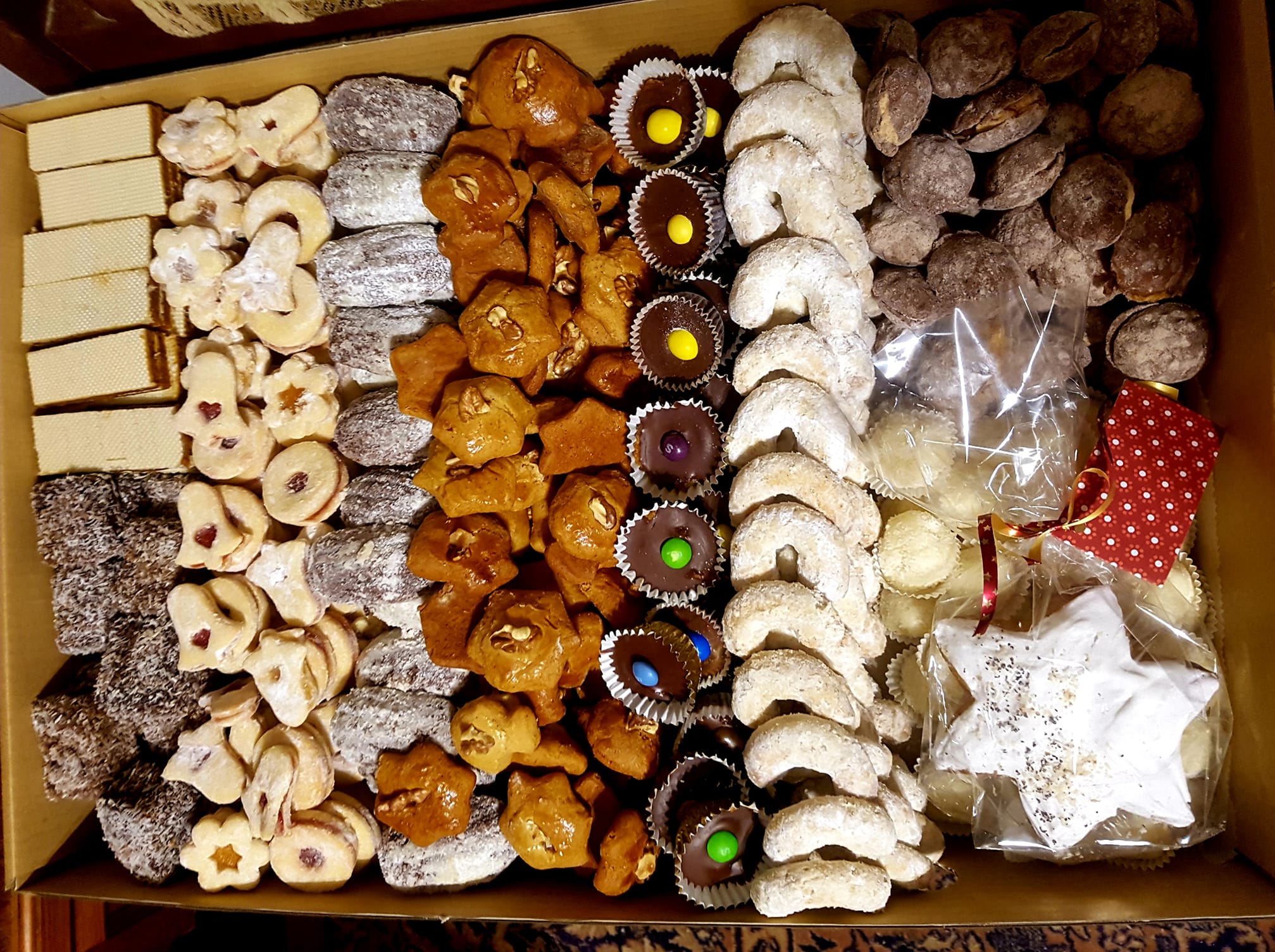 Domáce maškrtky - torty a zákusky - VIANOČNÉ PEČIVO - grilážky ...