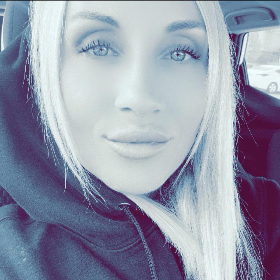 Maarriiee Emond - 🤍 - une vie c’est court, mais c’est... | Facebook