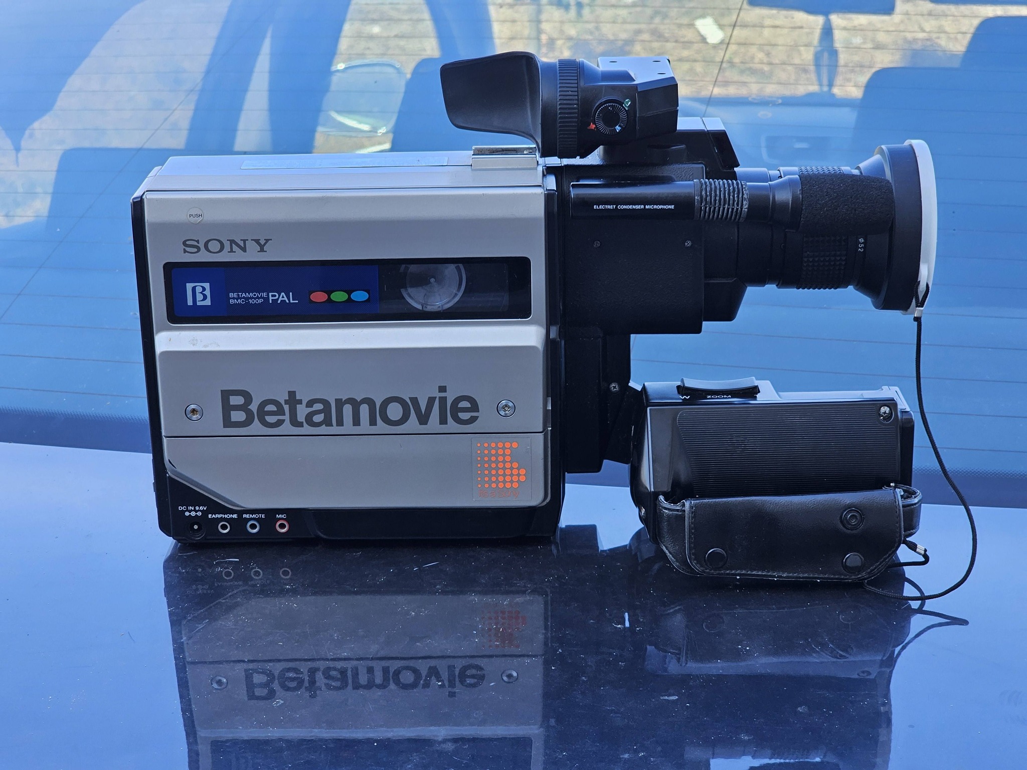 Sony Betamovie BMC100P, first consumer Betamax camcorder