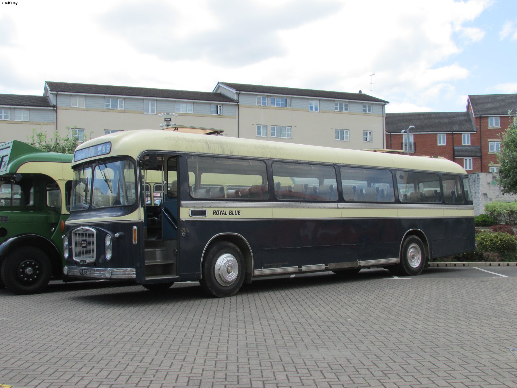 Friends of Buses and Coaches | Routemaster bus RM8 reg VLT 8 & RM2217 ...