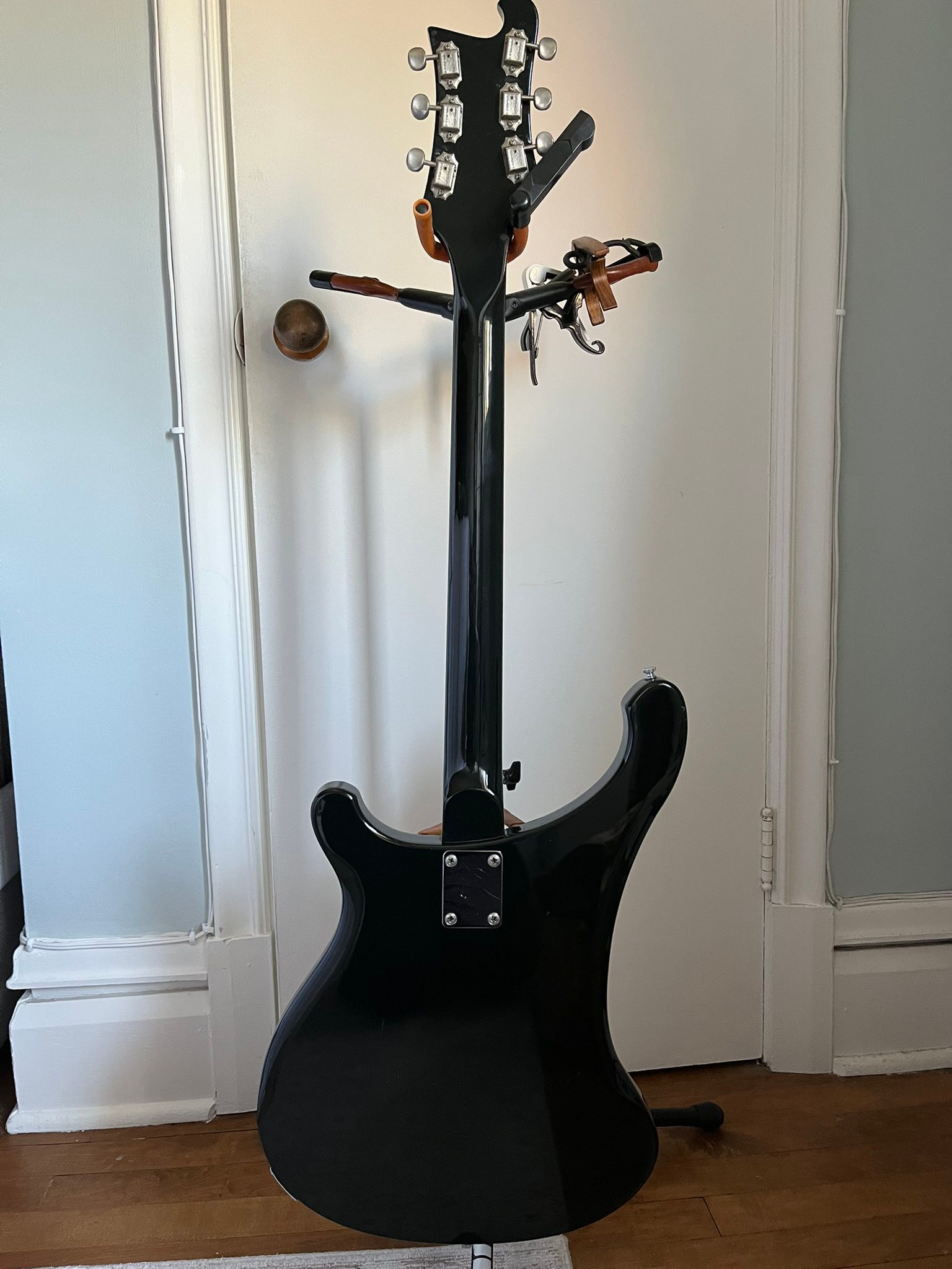 Rickenbacker 4001 Jetglo with modified pickups