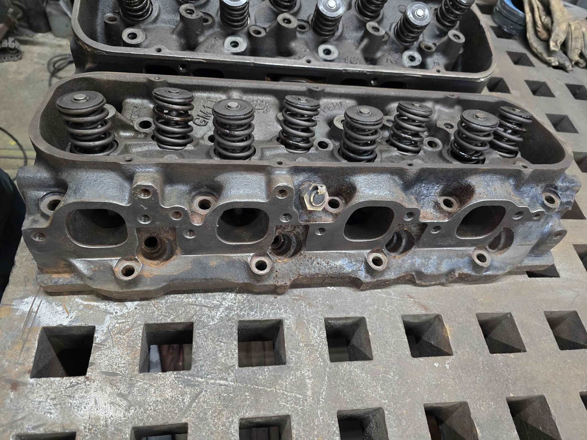 Chevy 6272990 Hi-Perf Big Block Cylinder Heads - Car Engines & Engine ...
