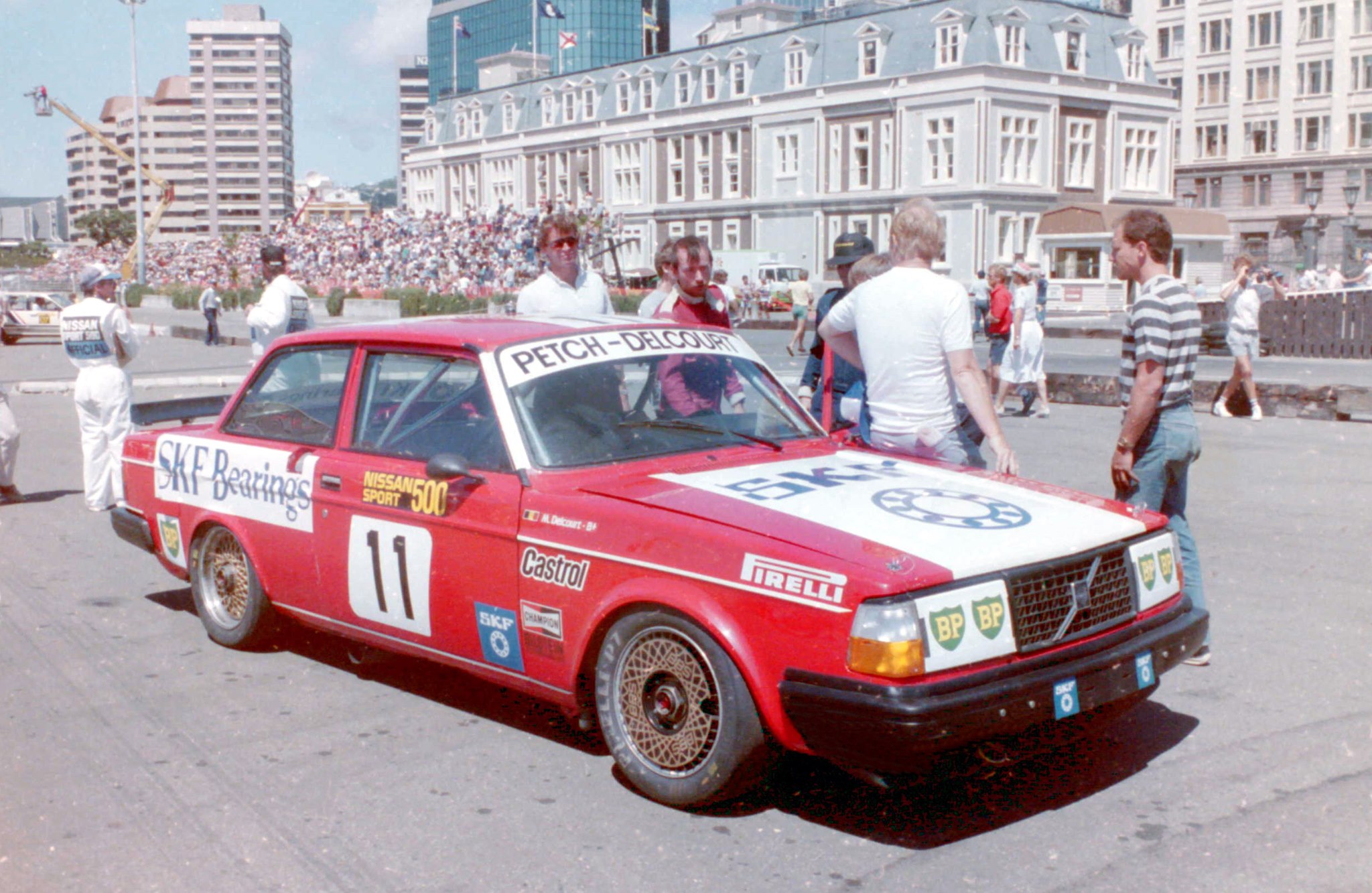 The Roaring - The Mark Petch owned Volvo 240T, just prior to the start ...