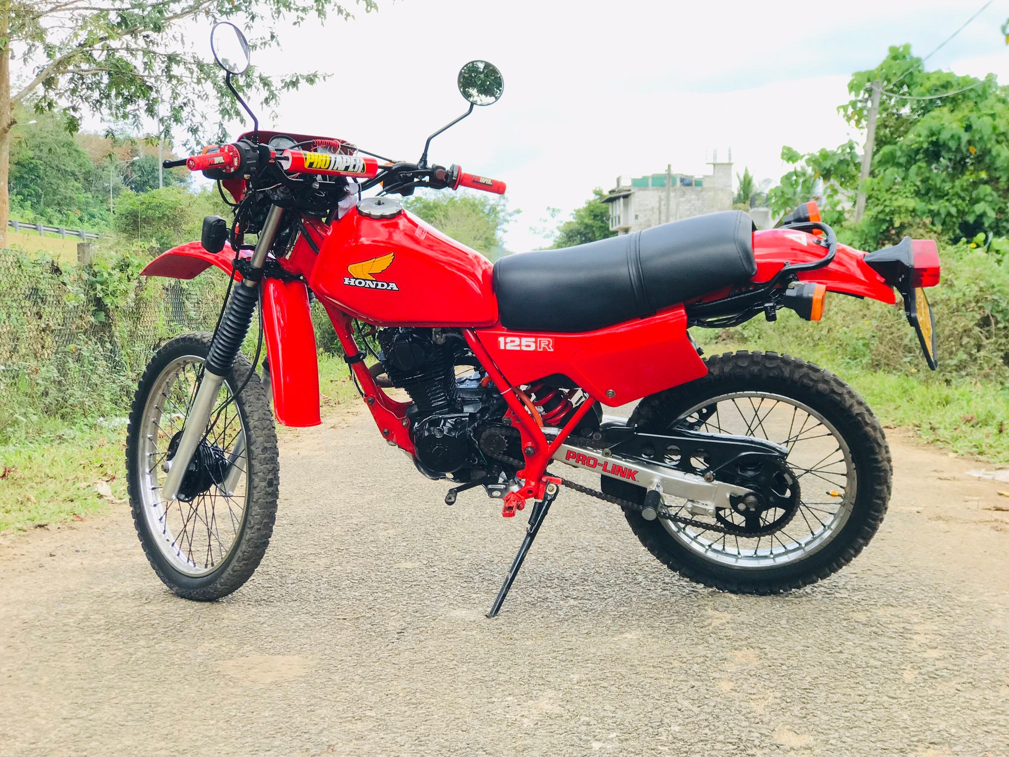 HONDA XL125R Bike for sale GL **** Number Manufacture 1998 