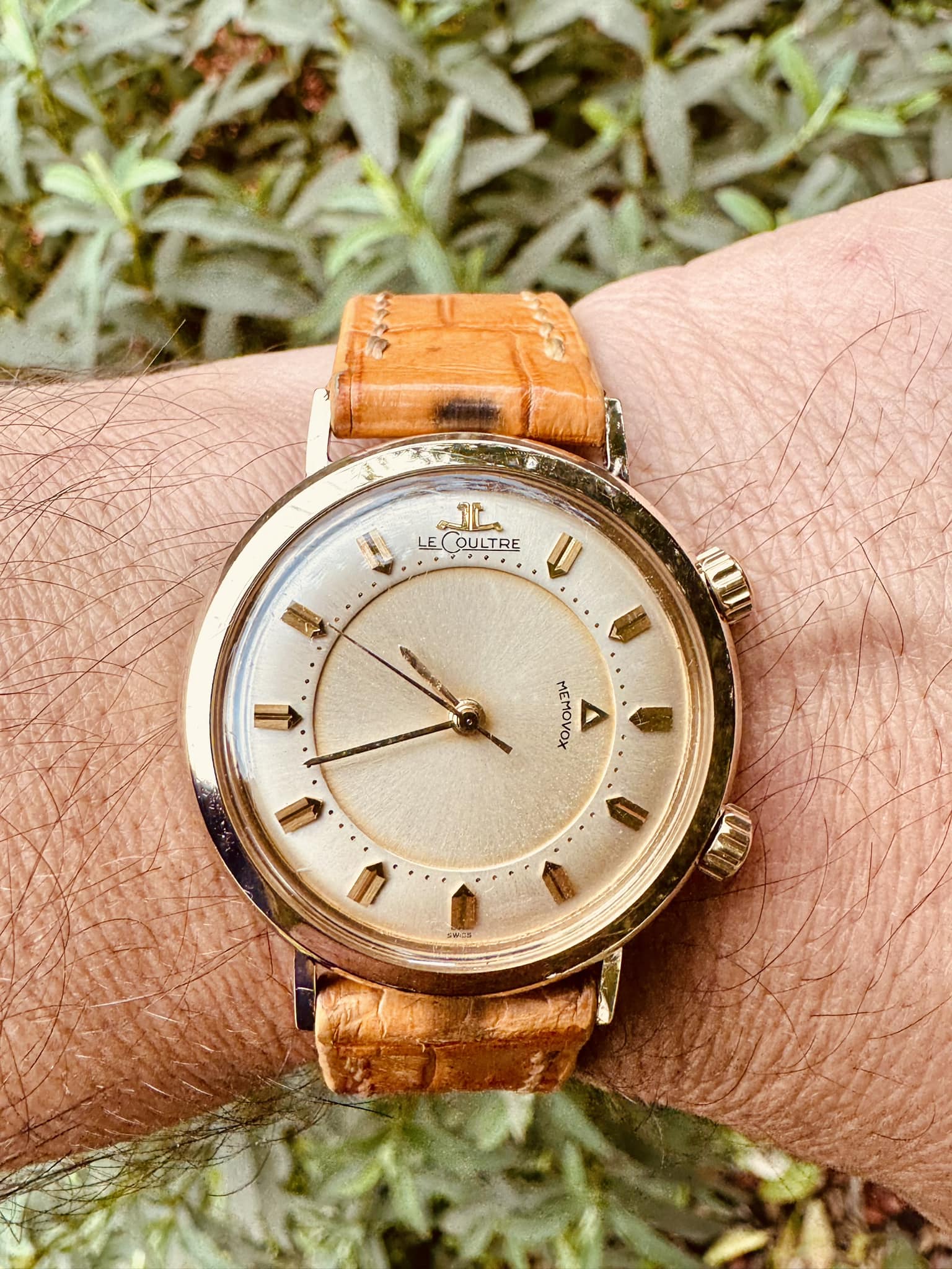 Outside new, inside old, I love Mariage watches, here a Jaeger le 