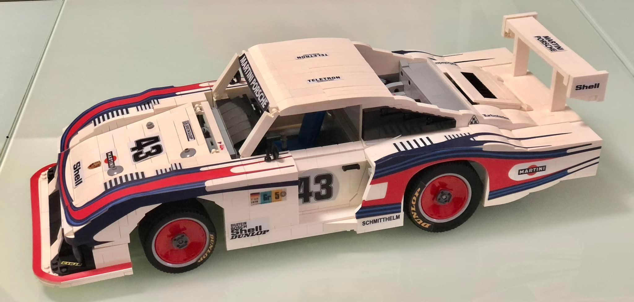 MAKE UP 1/43 Porsche 935/78 