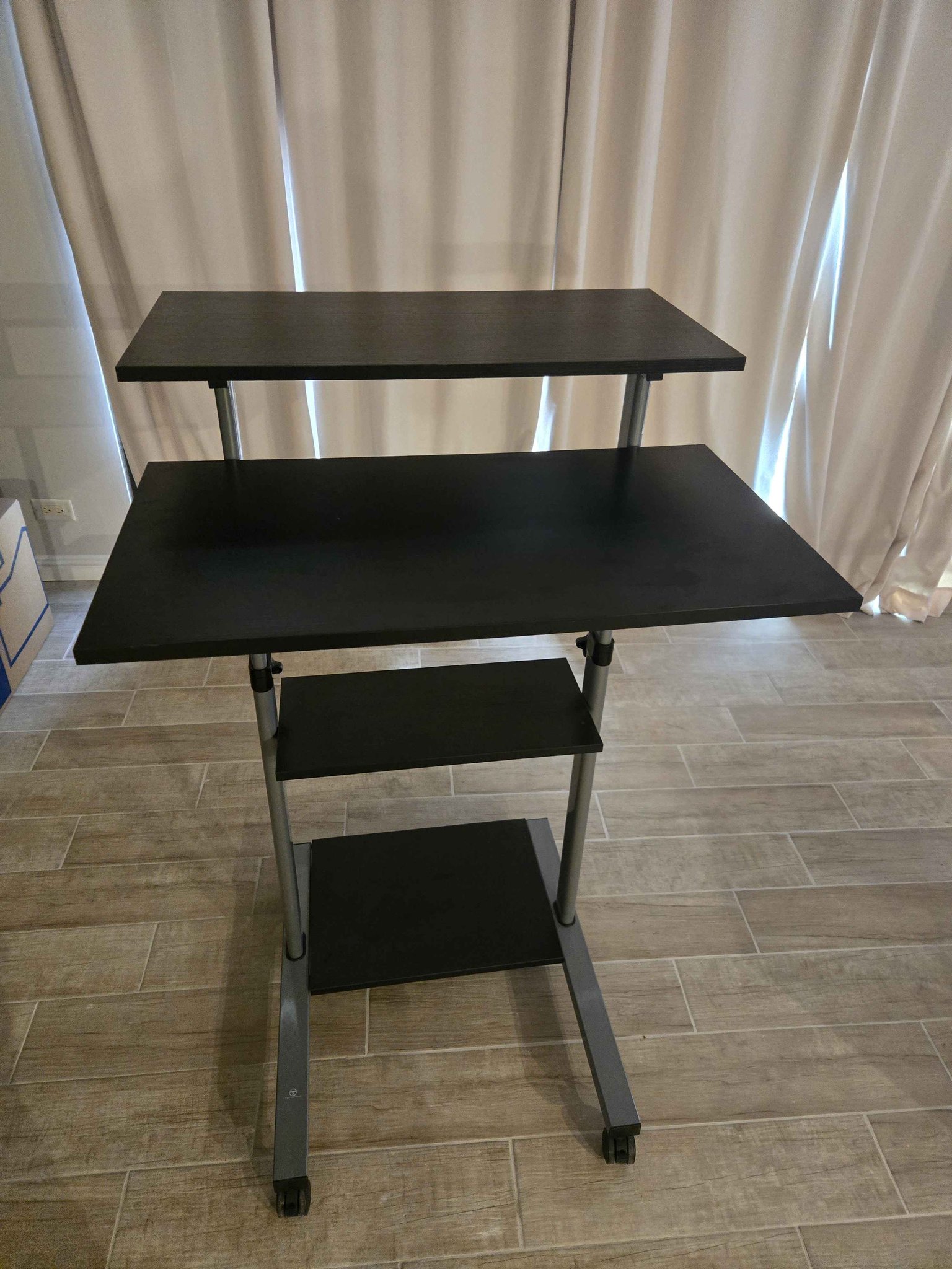 Adjustable rolling computer desk - Desks - Honolulu, Hawaii | Facebook ...