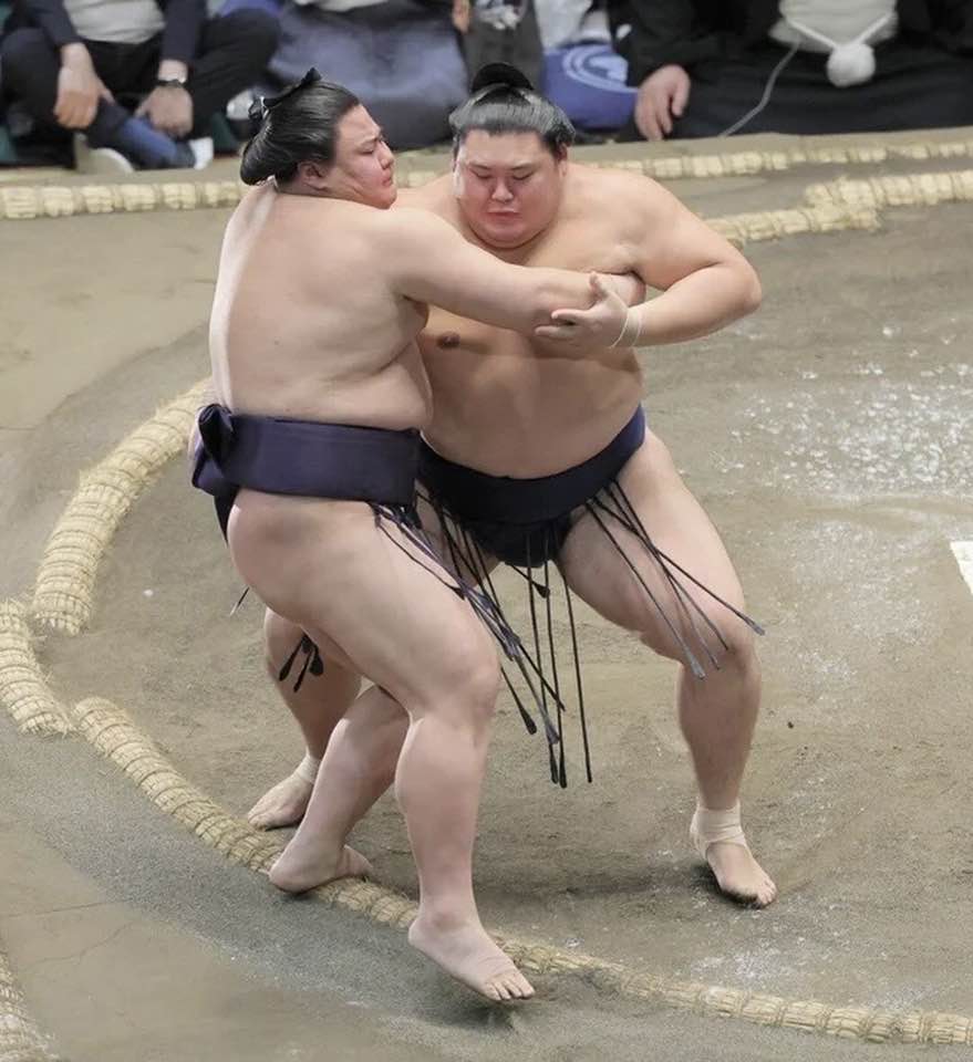 笑顔を見せる豊昇龍。豊昇龍のご両親も息子の新横綱に祝っていると思い