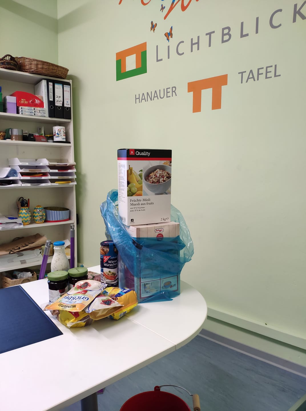 Hanauer Tafel Arbeitsbereich Der Stiftung Lichtblick Home Facebook