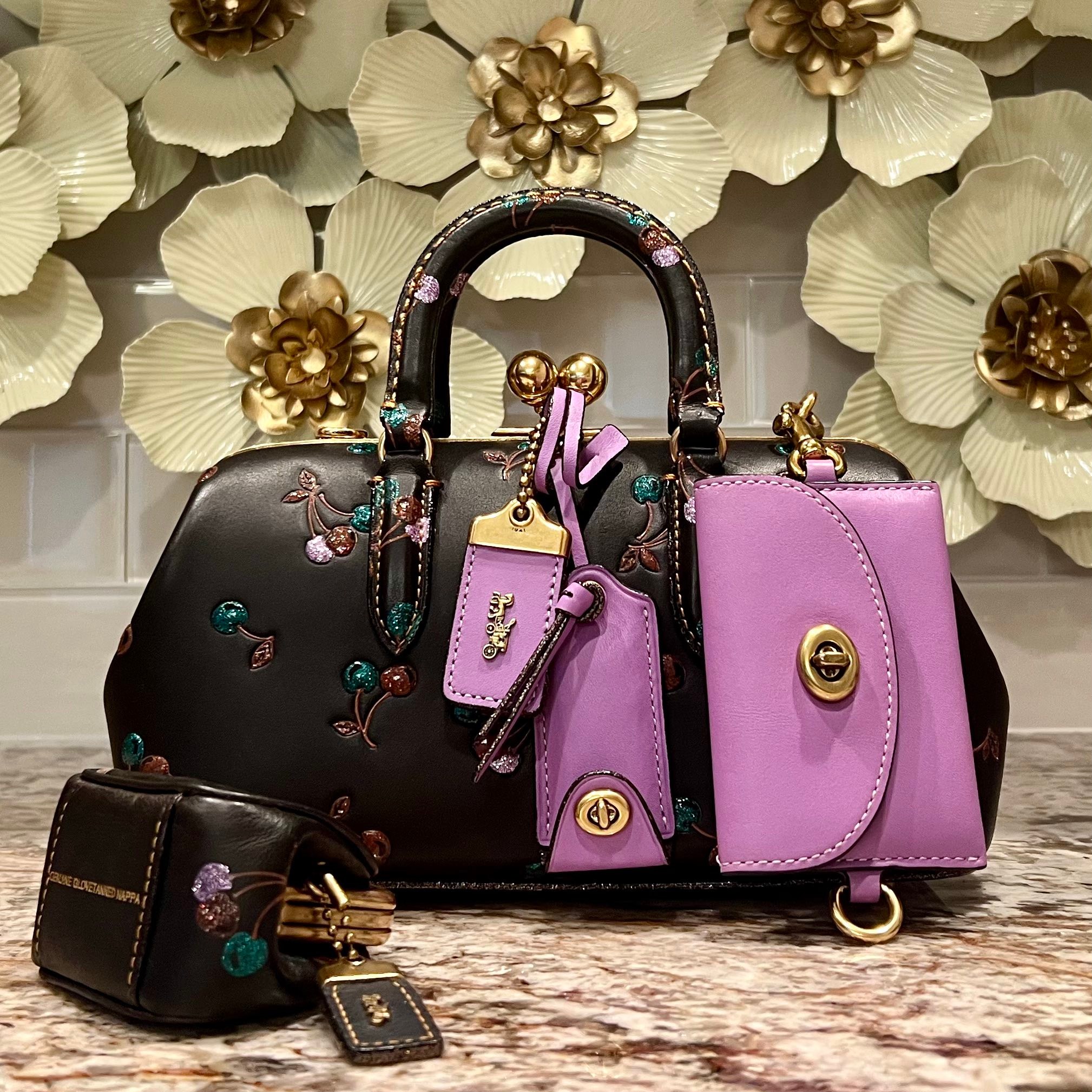 オルゴール KIKI Rare 1941 kisslock satchel found