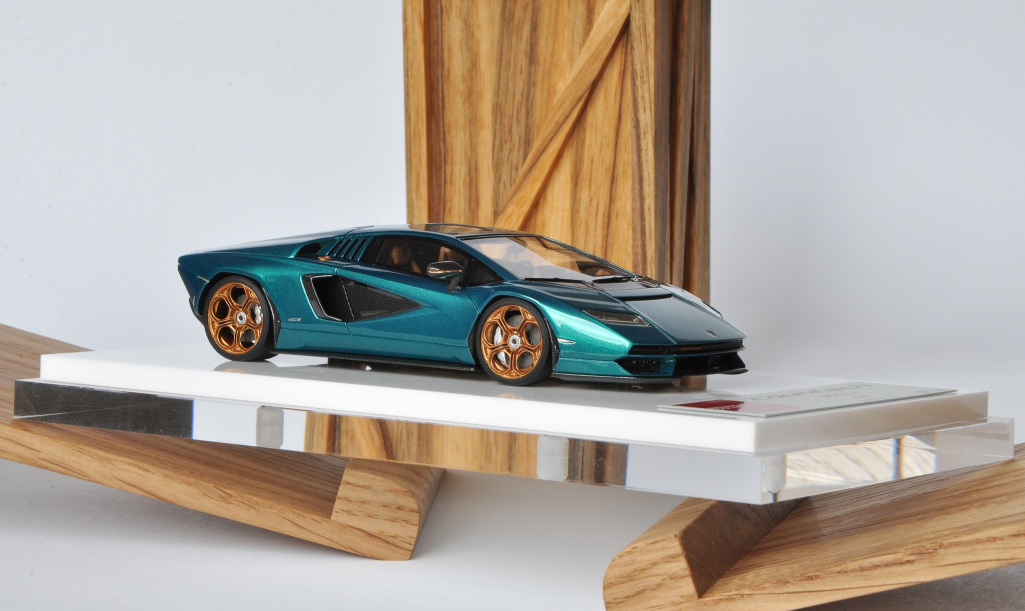 MakeUp Eidolon 1/43 Lamborghini Countach LPI800-4 2022