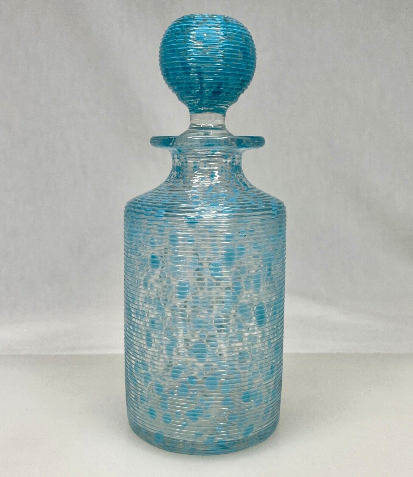 19th century Meissen scent bottle in blue onion pattern