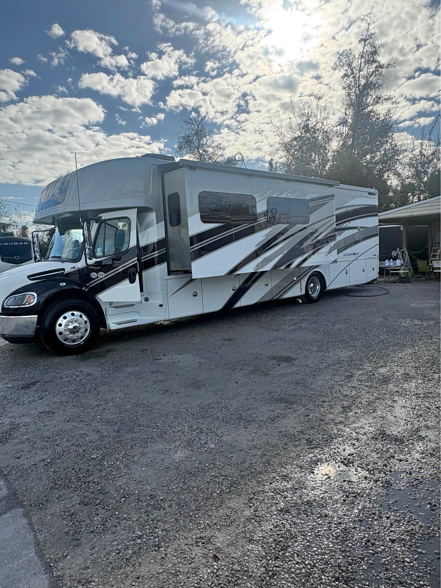 2026 Tiffin Motorhomes Allegro Bay - RVs & Campers - Springfield ...