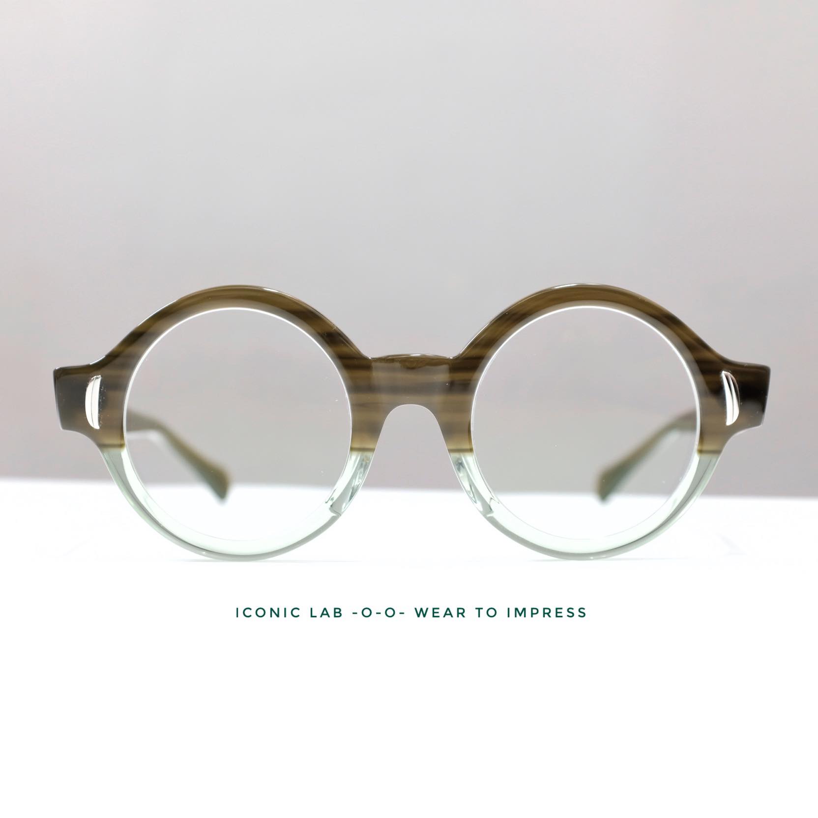 Iconic Lab - All about the Retro Vibes ! #classic...