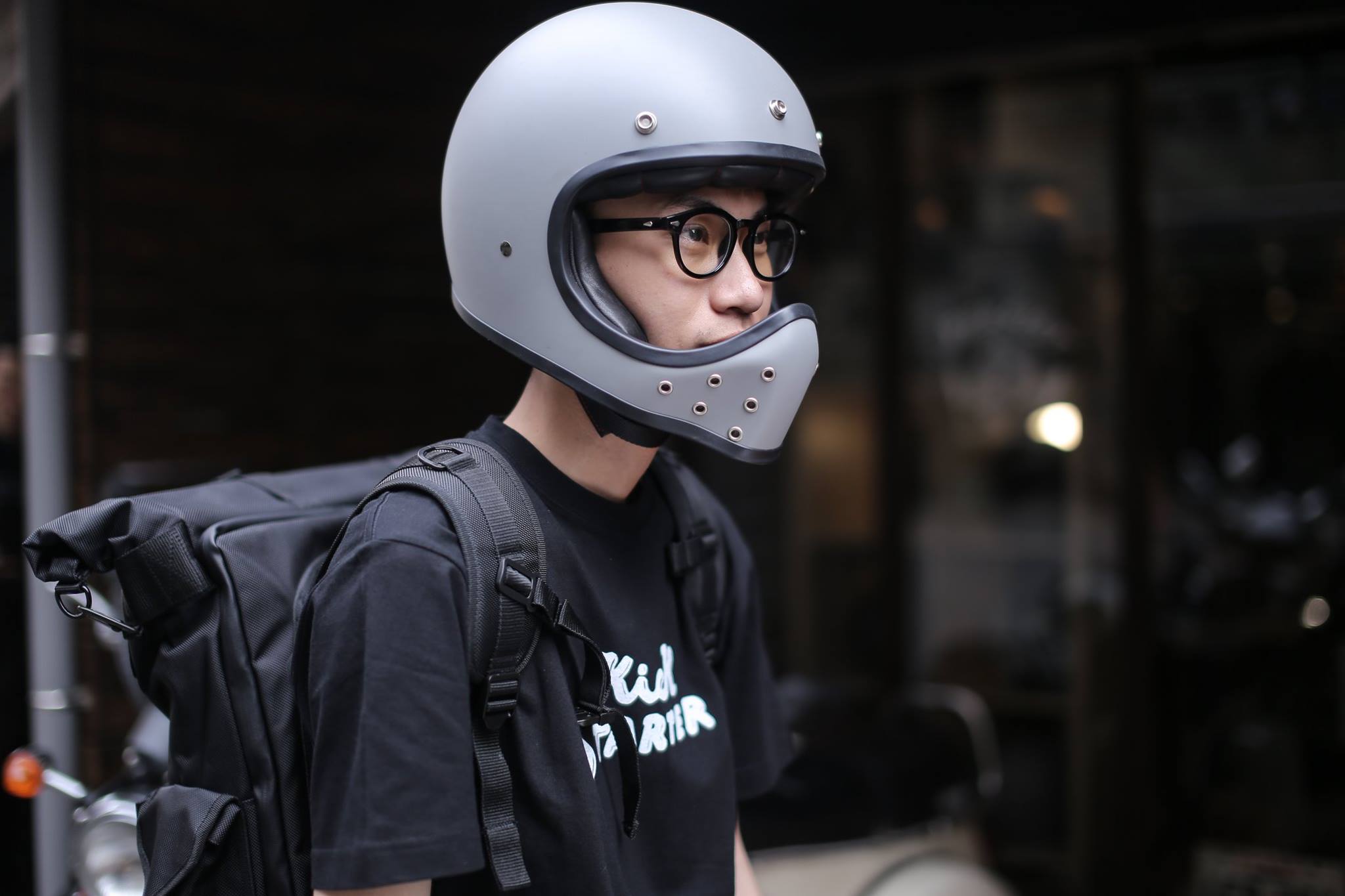 Blade Rider Helmet 還在思考每天騎車出門的穿著打扮嗎... - Blade Rider Helmet