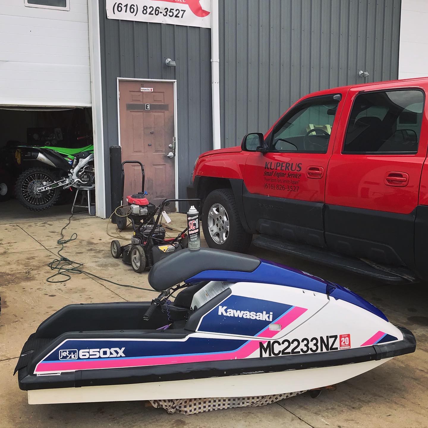 Kuperus - Kawasaki 650SX repaired & ready for the season 