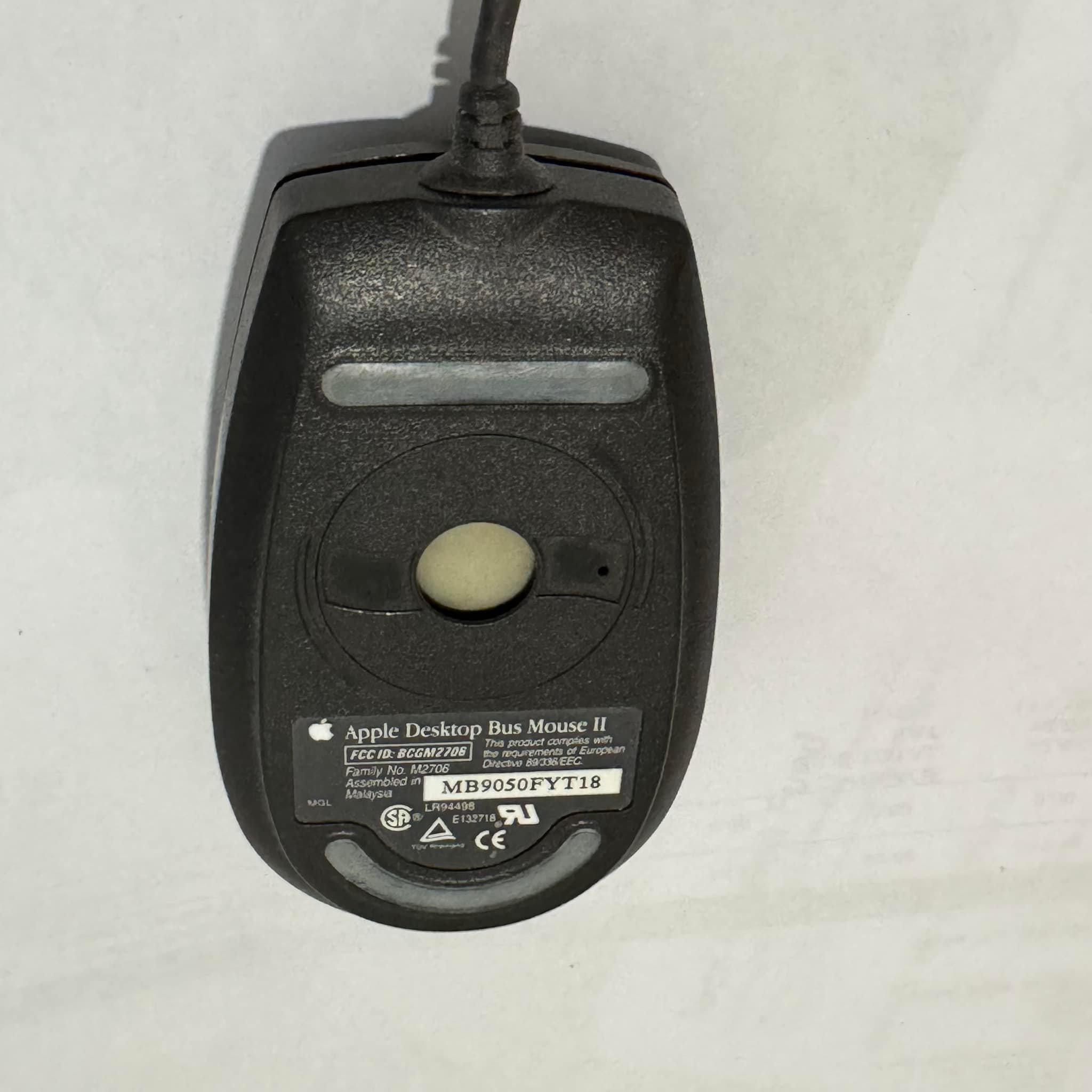 Hi, I have an unusual black Apple ADB desktop Bus Mouse 2