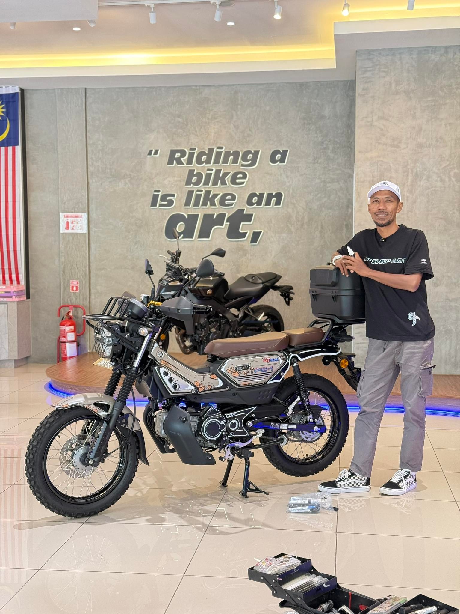 Yamaha PG-1 cartoon style at GT-Max Motors done. #zameerpentbrush