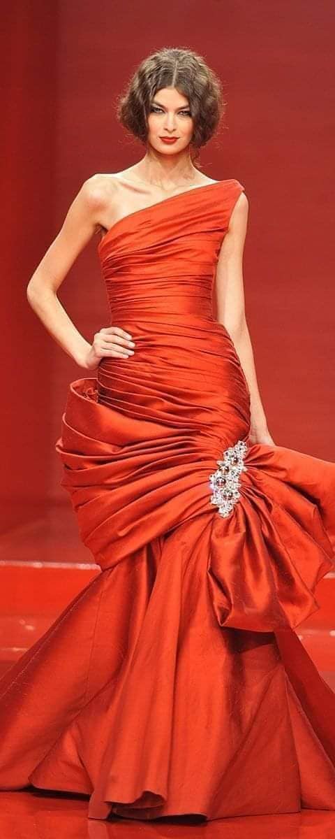 meaning of red dress Dream About Someone Wearing Clothes What Is The Meaning of