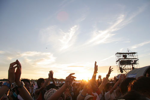 サマーソニック東京 大阪 現地集合 乾杯 Summer Sonic Home Facebook