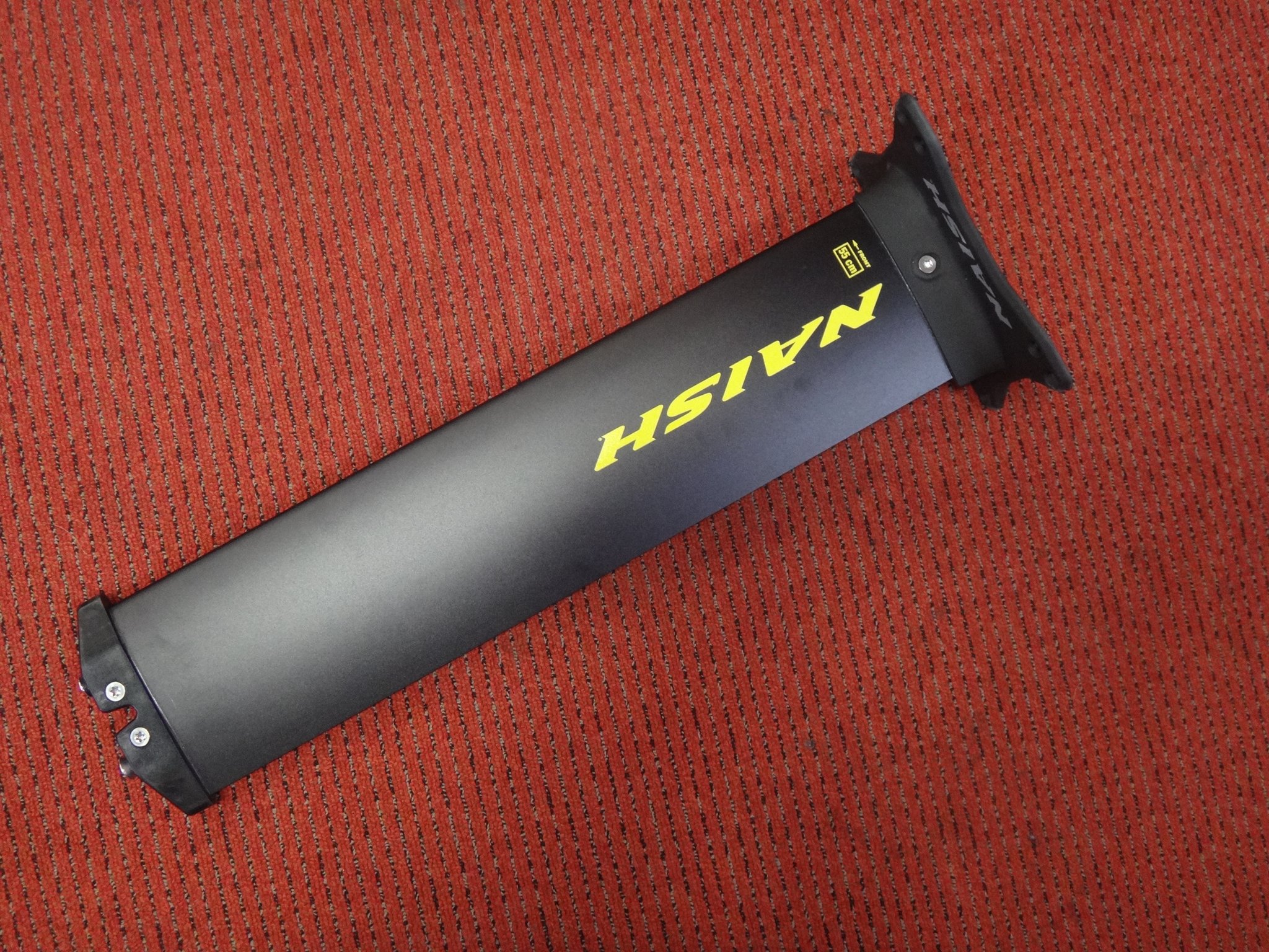 S27 Naish Aluminum Foil Mast 55cm The aluminum masts feature a 