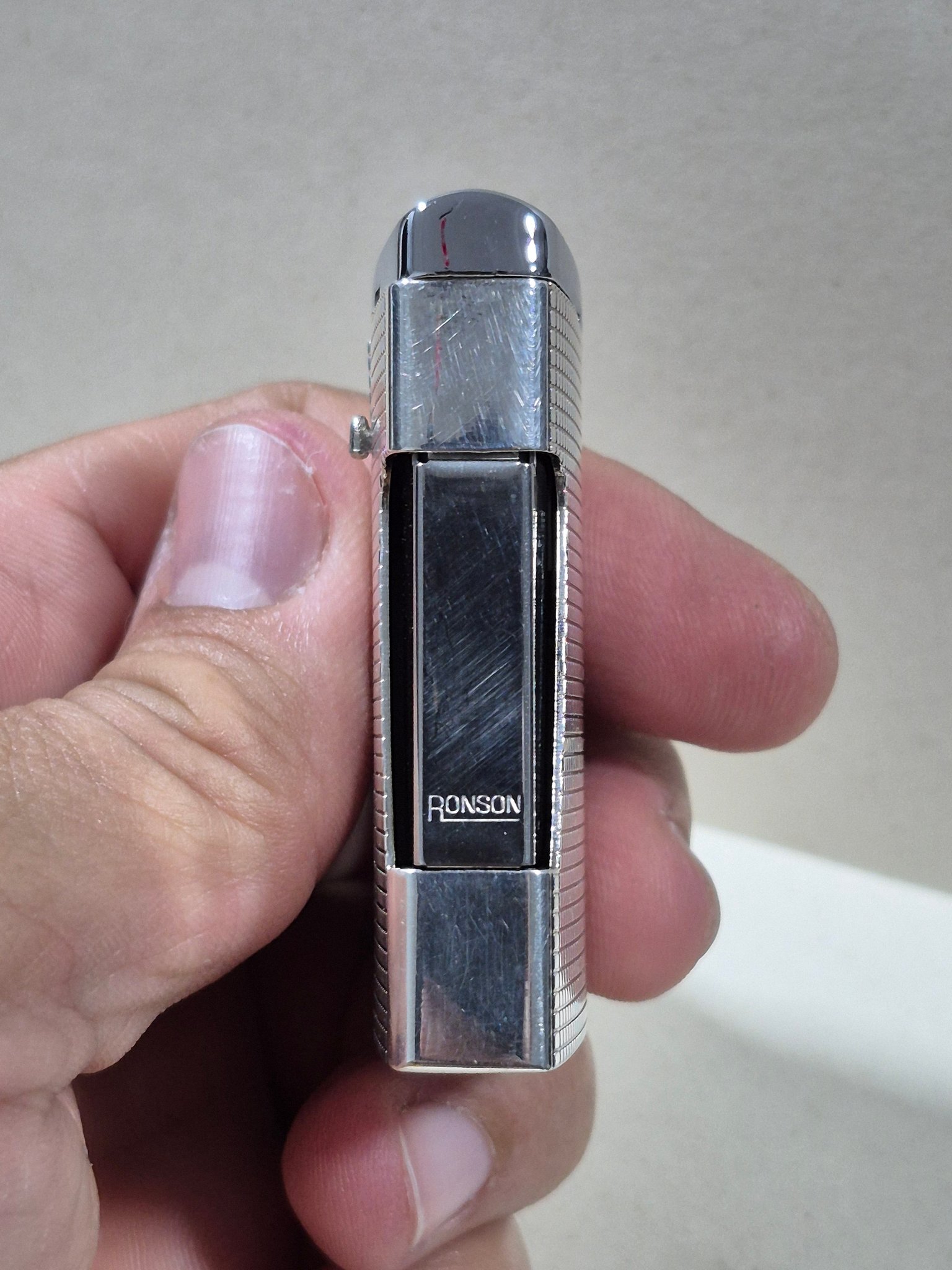 Ronson Varaflame Comet, silver plated, made in England, with 