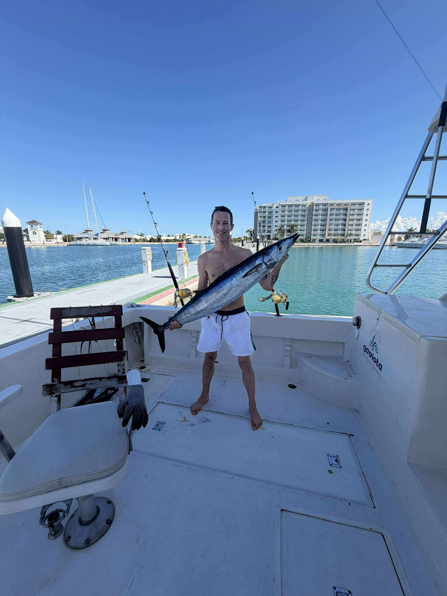 brackish water fishing pole Topline Tackle 2-Pieces Deep Sea Rods, Topline Tackle Fishing with 3+1 Roller Guides,Trolling Fishing Rod for Salt (BlueSpear-5'-Bent, 100LB) : Sports & Outdoors powered engines Saltwater vs. Freshwater Fishing Rods: