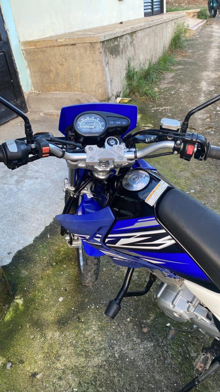 Motocicleta XT 125 modelo 2021 de color azul - Motorcycles & Scooters ...
