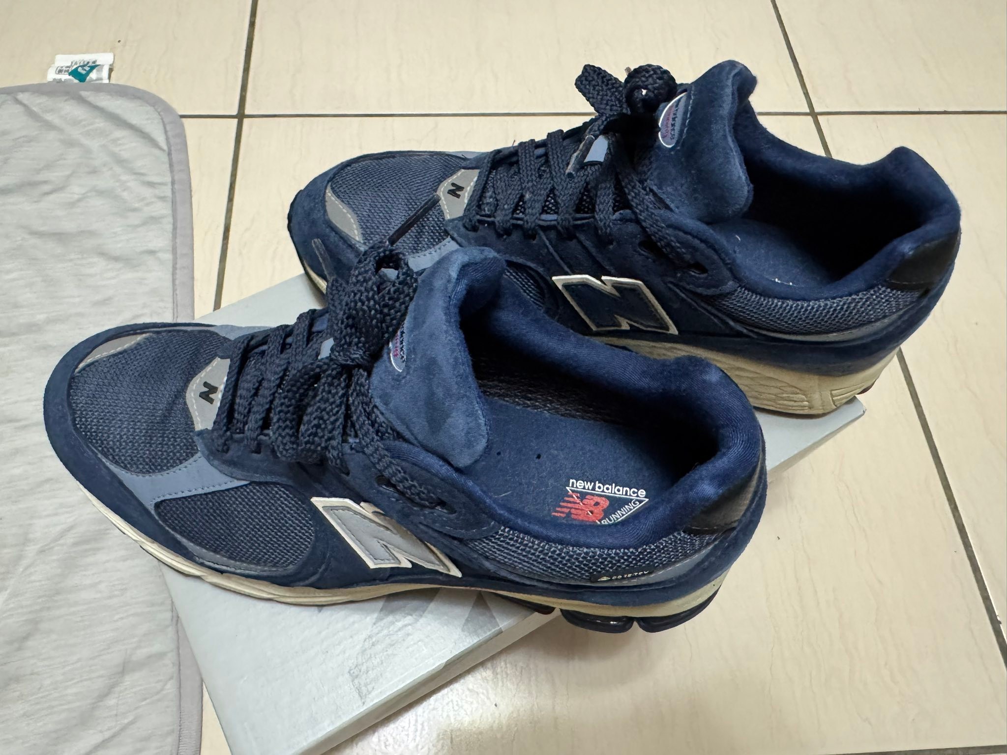 目的：已售出商品：New Balance 2002R M2002RXF Gore-Tex 尺寸：us9.5D 
