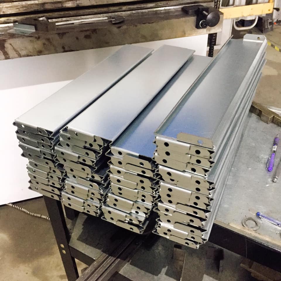 ยินดีบริการ ตัด พับ ม้วน เชื่อม... - ISO Tech Panel Systems | Facebook