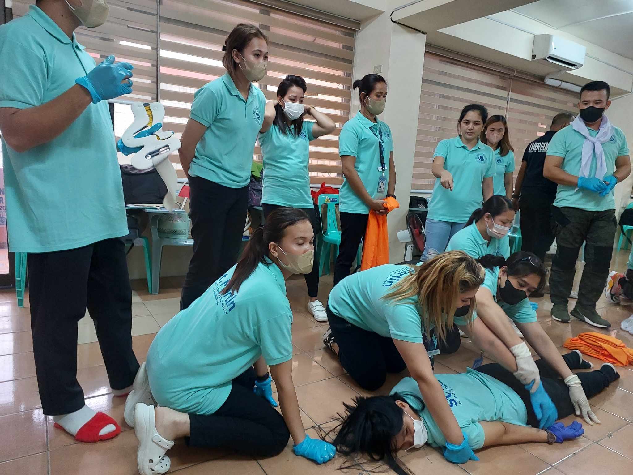 Basic Life Support-CPR with AED, First Aid and Stop the bleed Training ...