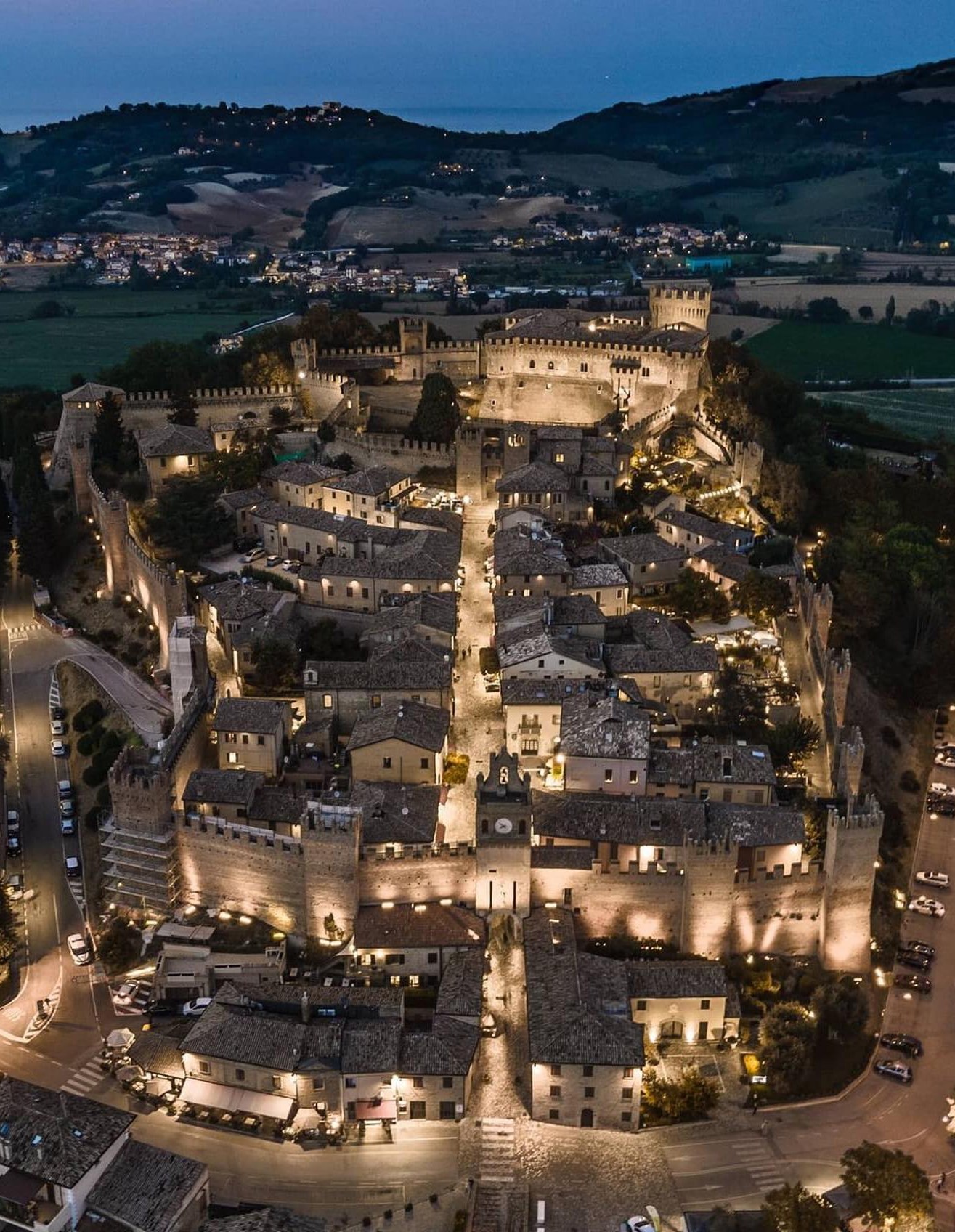 Archaeology & Civilizations | Gradara Castle in Marche, Italy – a place ...