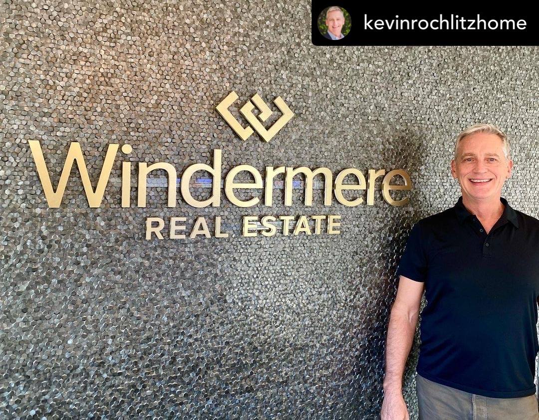 Gay Desert Guide - Congratulations to Kevin Rochlitz - Home on his new ...