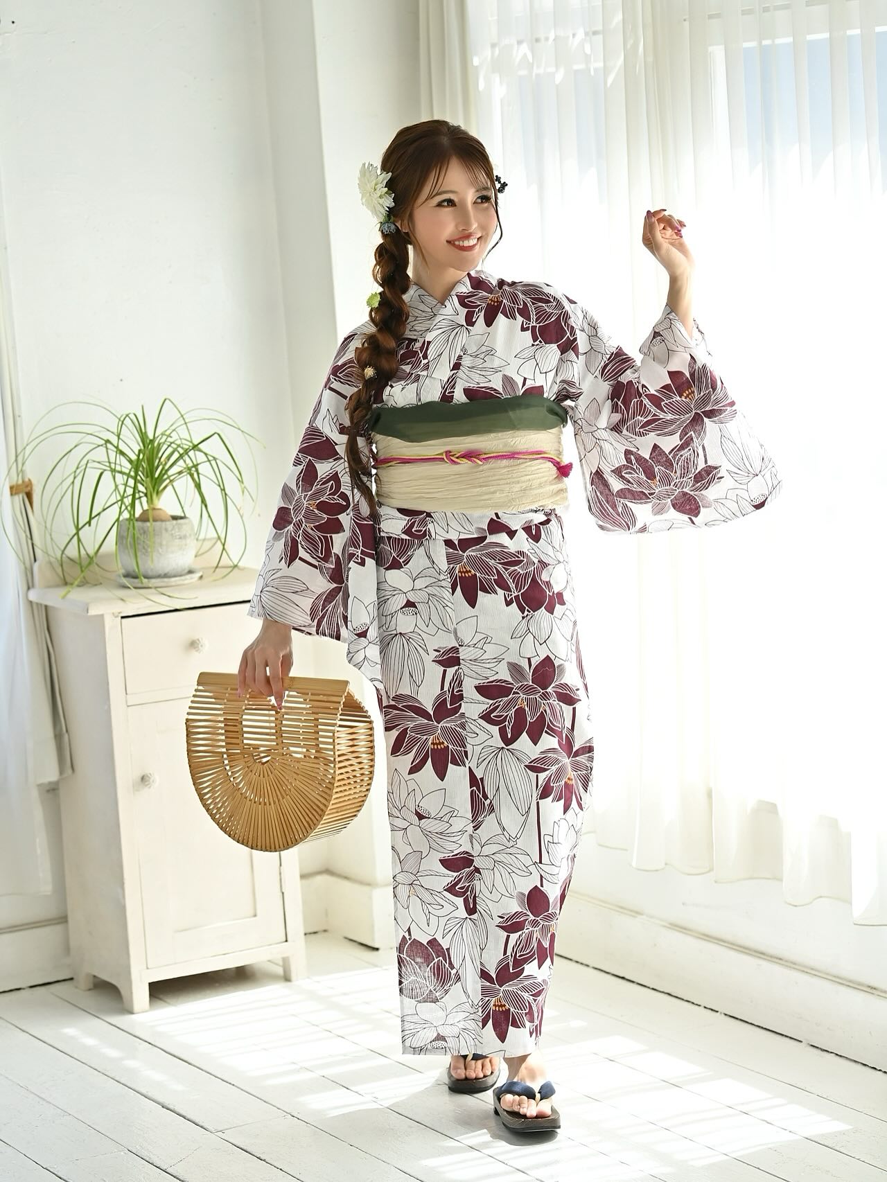 I love the beautiful Japanese summer with its fireworks and