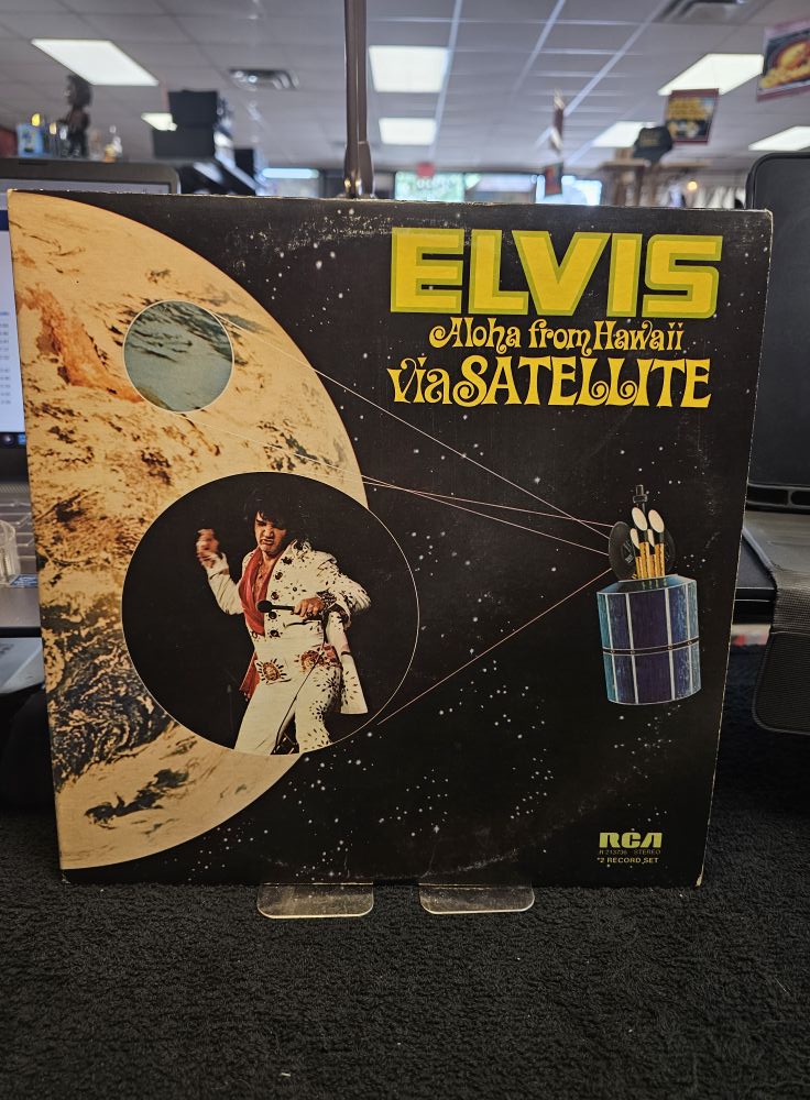 sold***2LP Elvis 