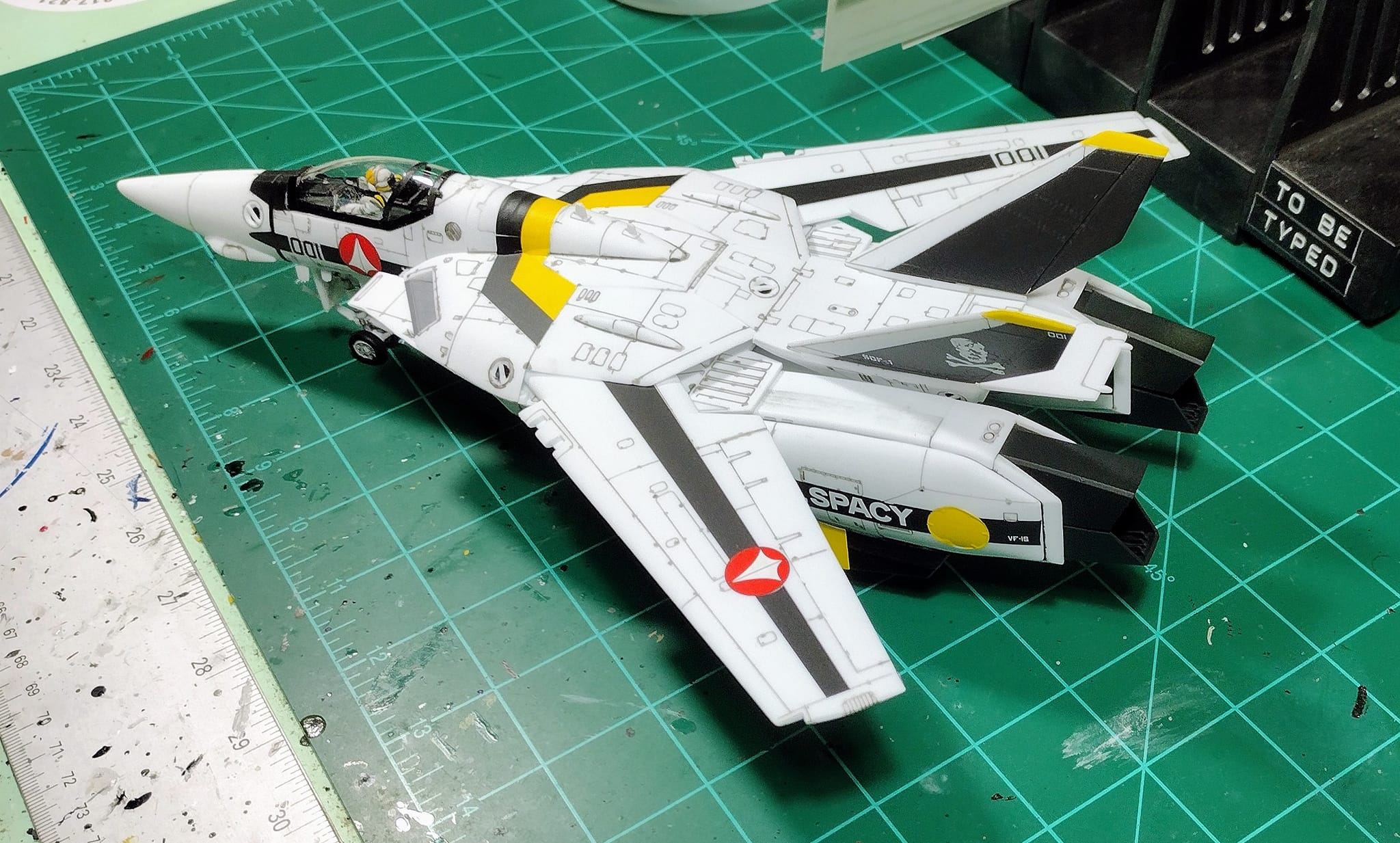 Macross Robotech VF-1S/A Valkyrie model kit review Macross Robotech VF-1S/A Valkyrie model kit review
