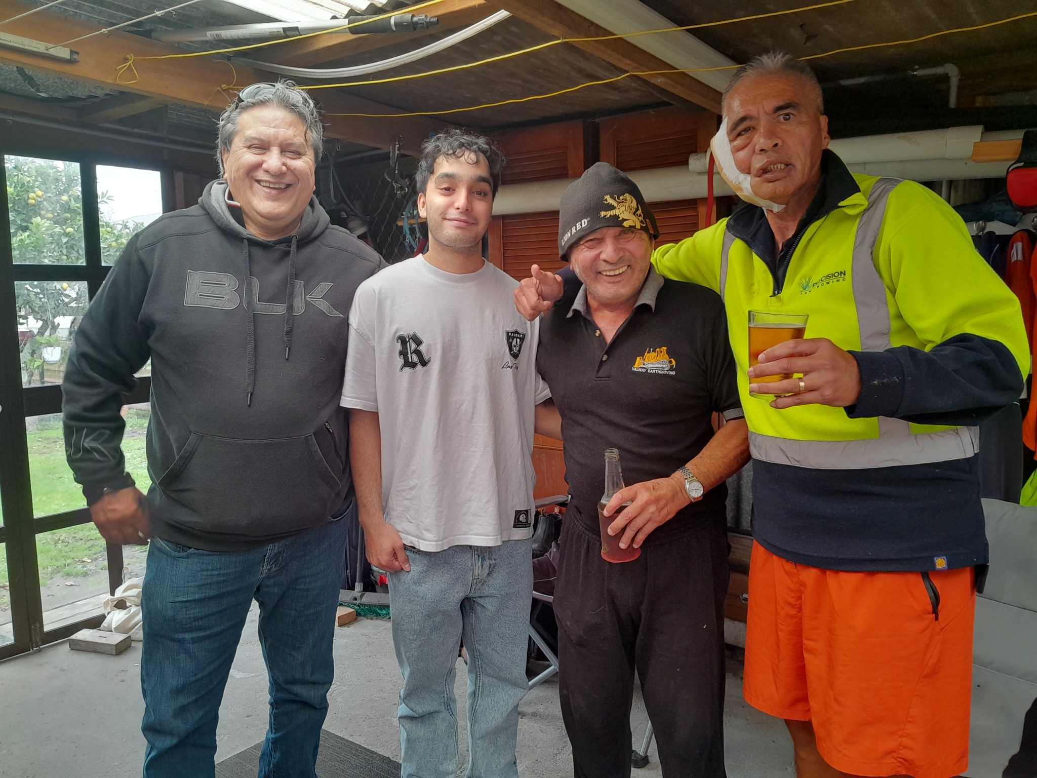 Api Rangihuna - Api Rangihuna added a new photo.