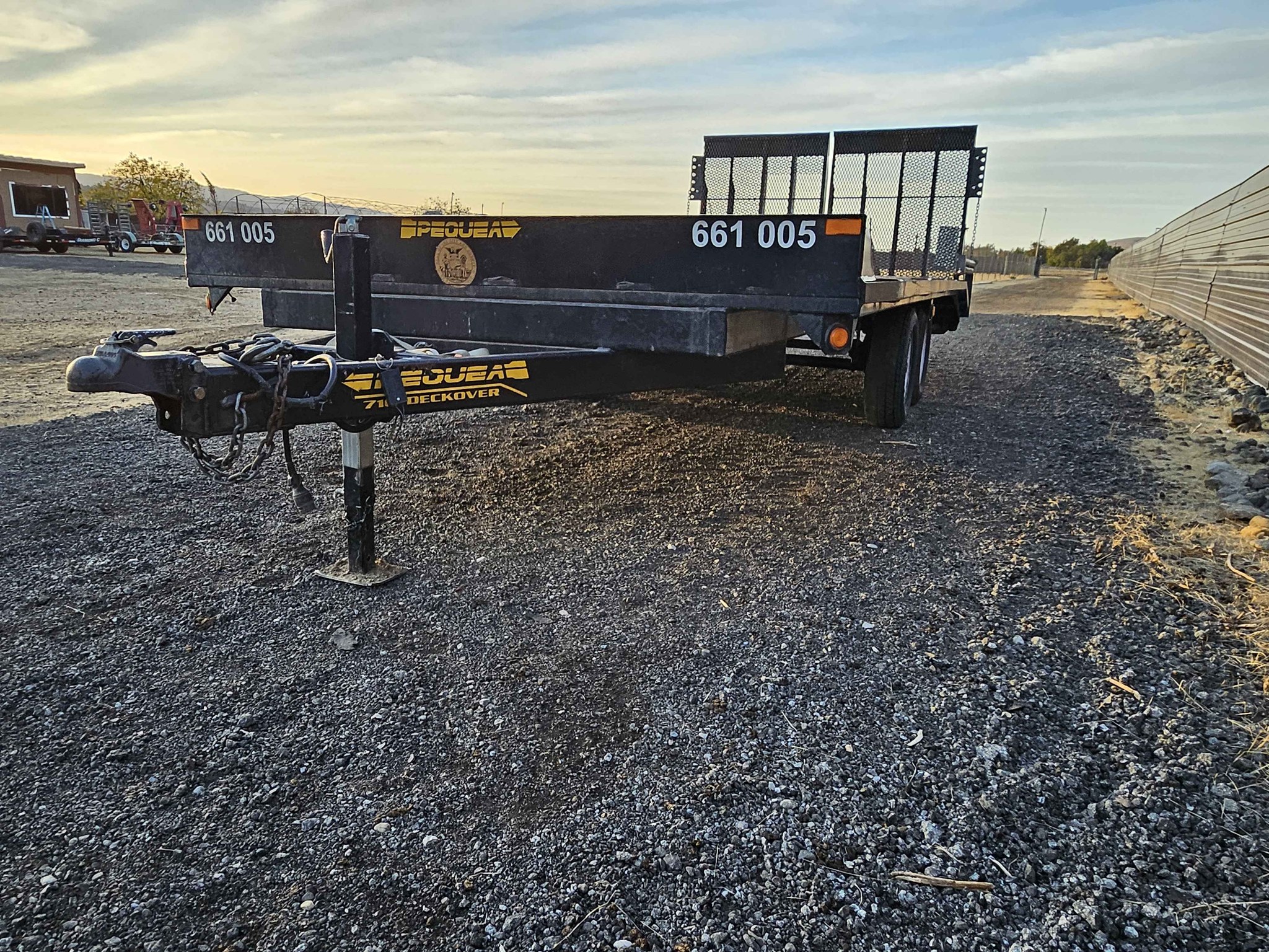 2006 Requea Macine pequea 716 deckover trailer - Trailers - San Jose ...