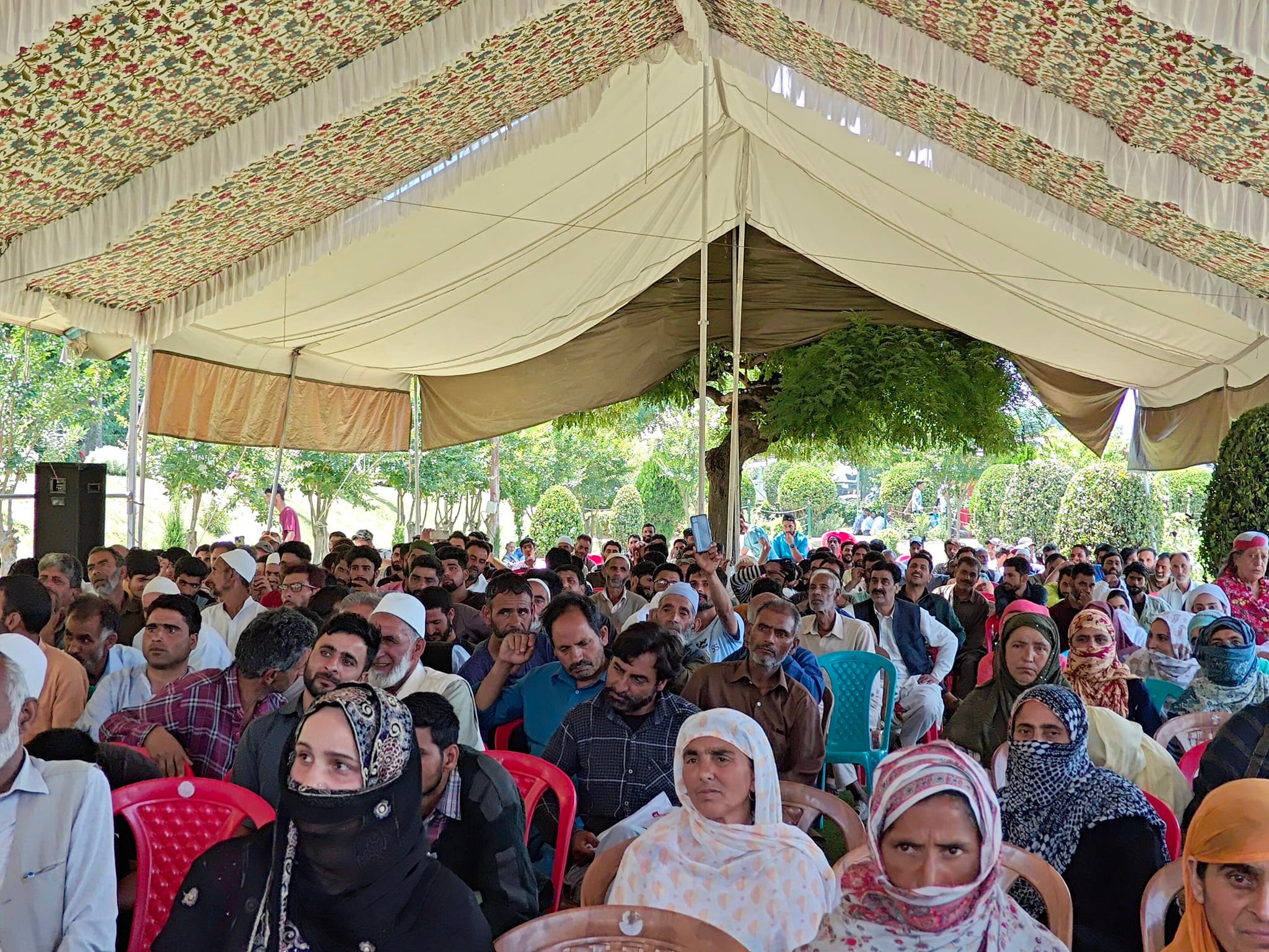Dr.Darakhshan Andrabi-Well Wishers