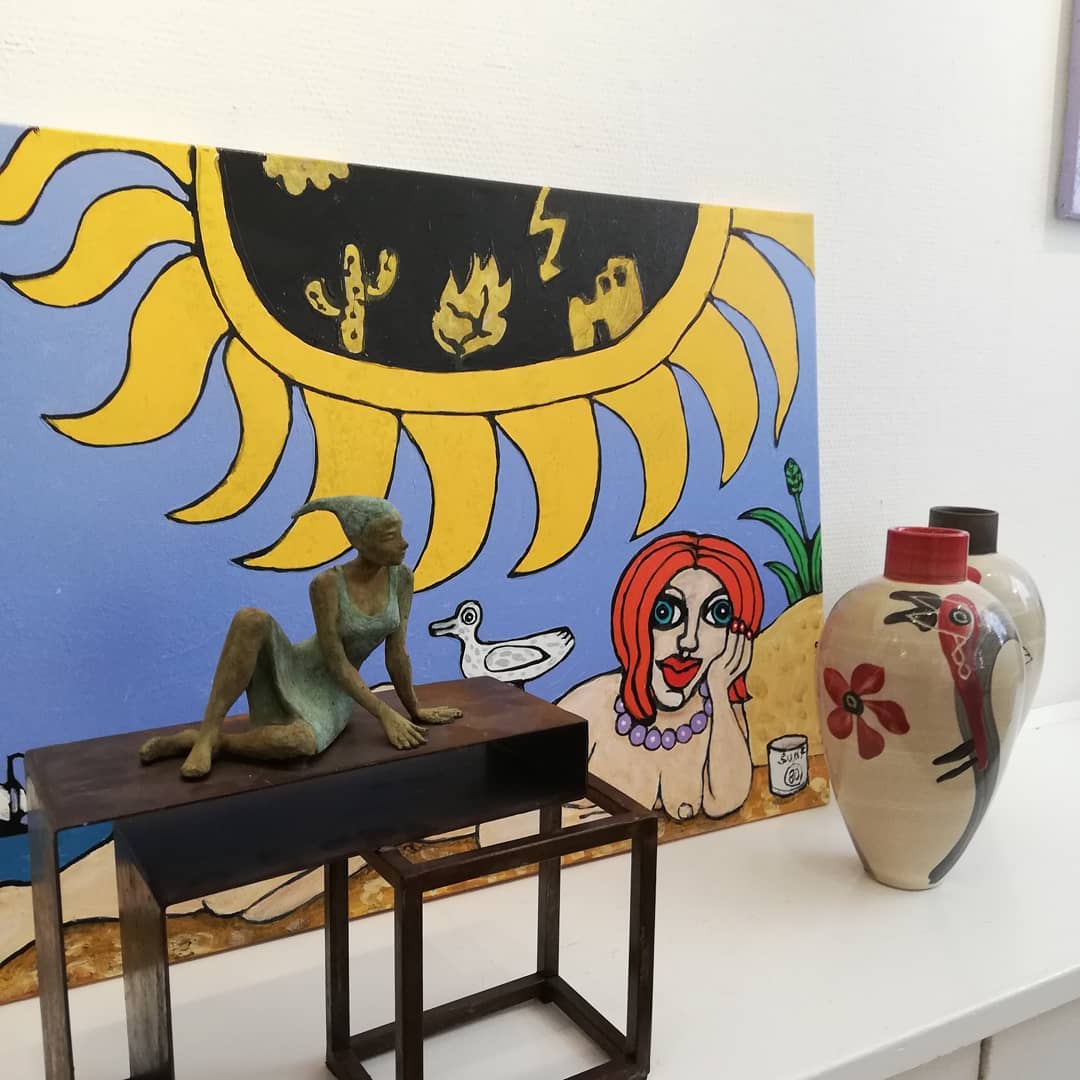 Gallerie Rasmus - Galleriet er fyldt op til renden med...