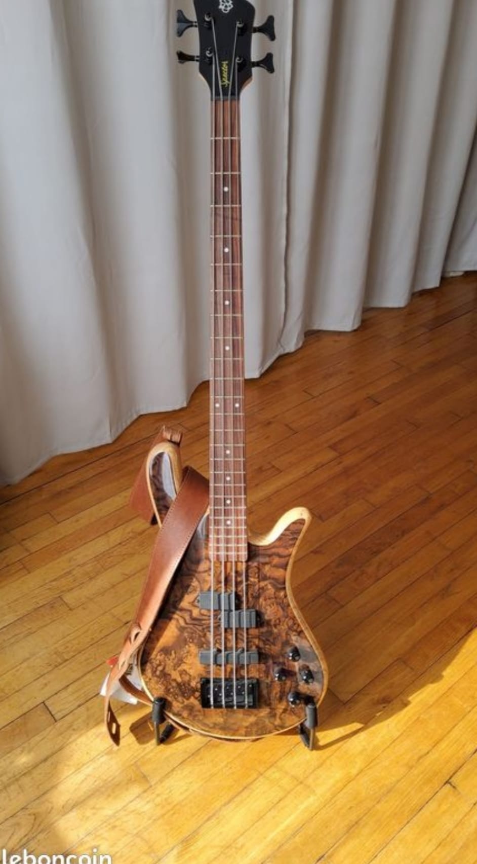 Spector Legend bass with Bartolini pickups